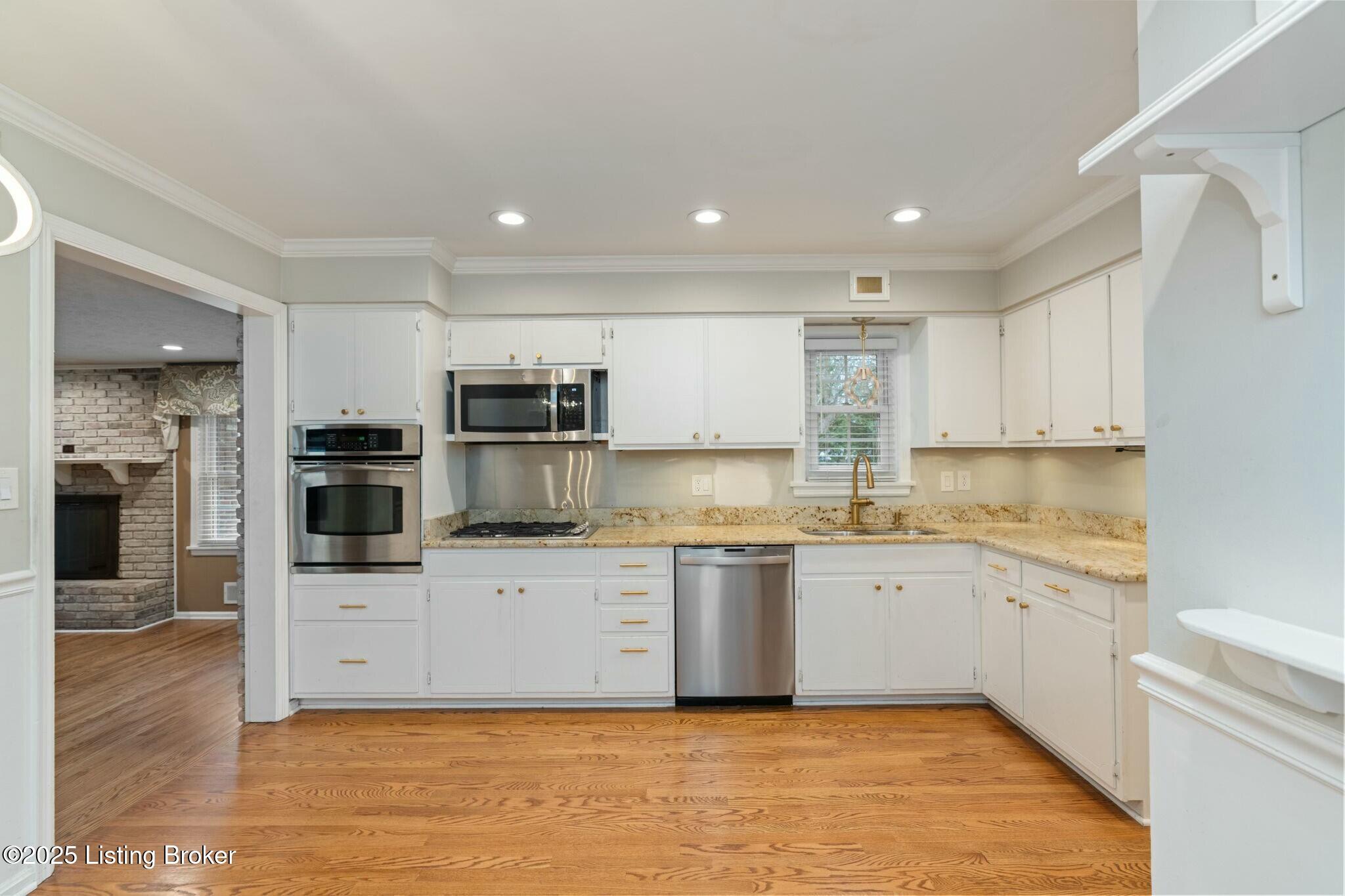 3517 Coronado Dr