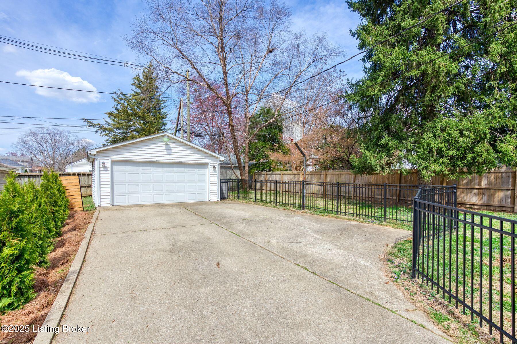 1131 Audubon Pkwy