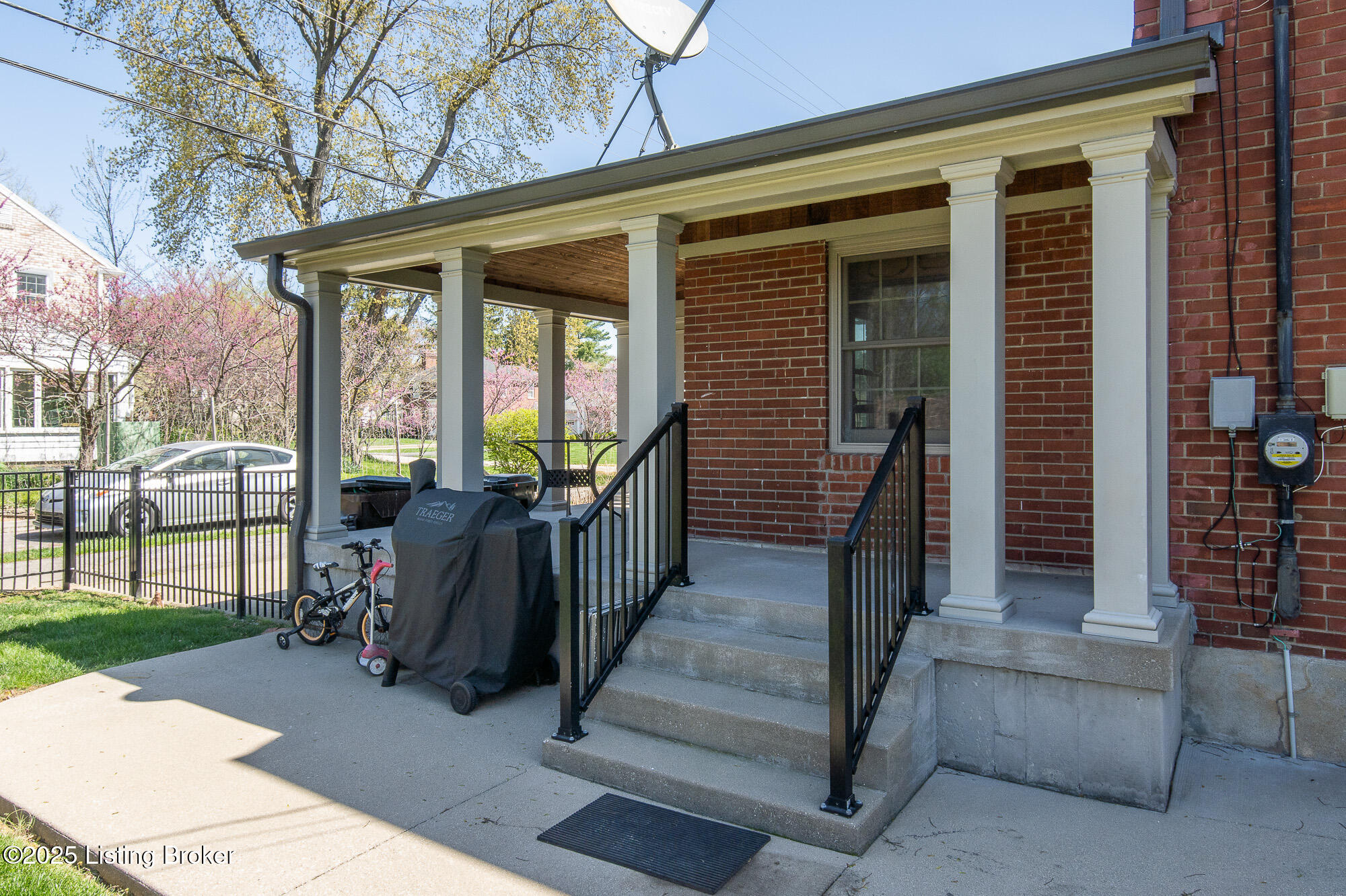 130 Gibson Rd