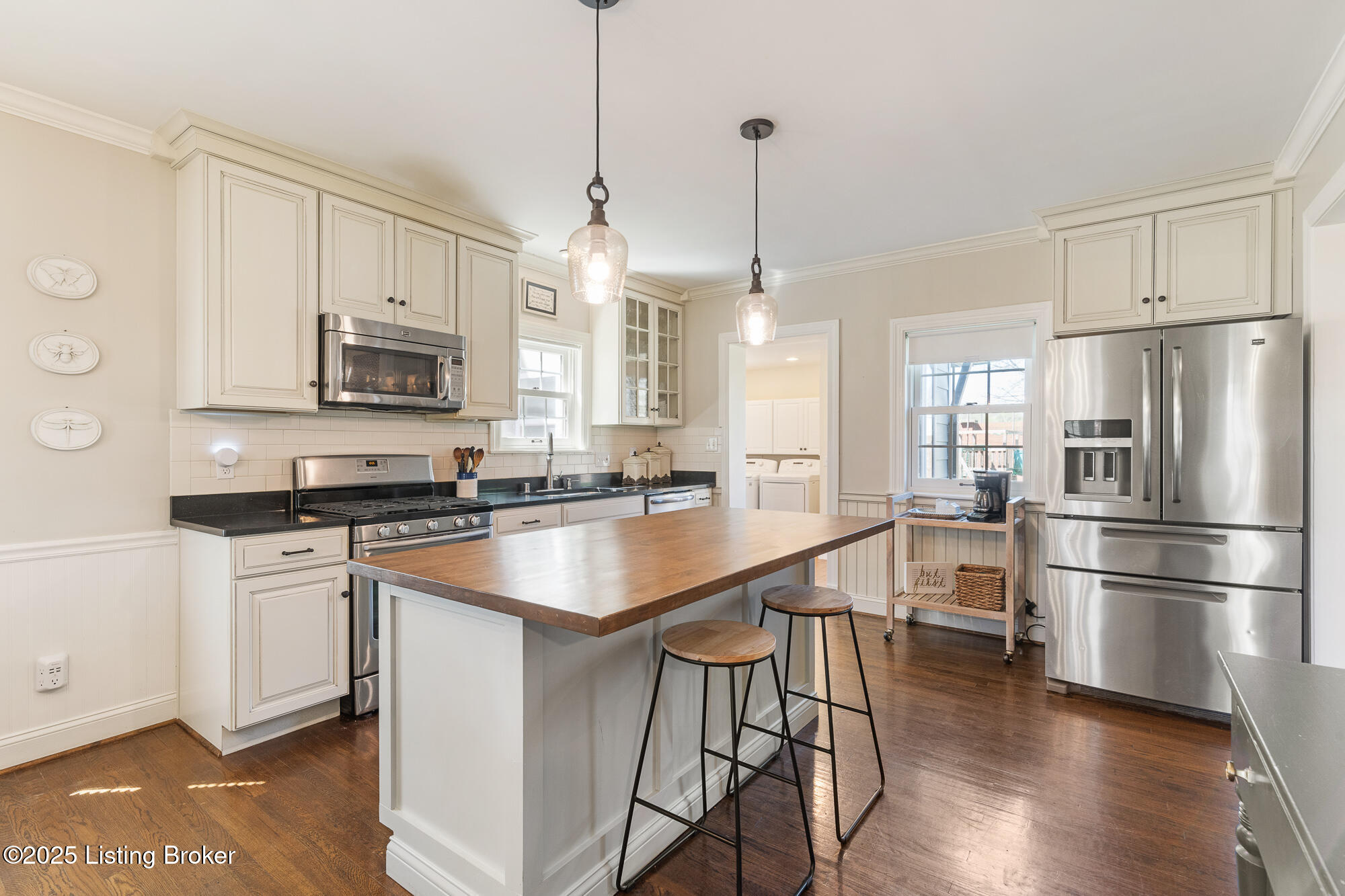 130 Gibson Rd