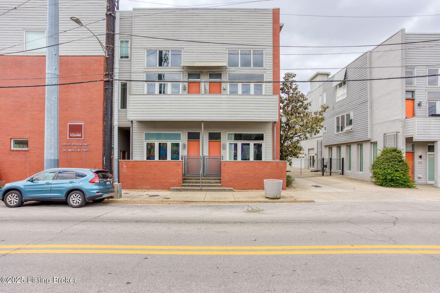 639 E Jefferson St 101