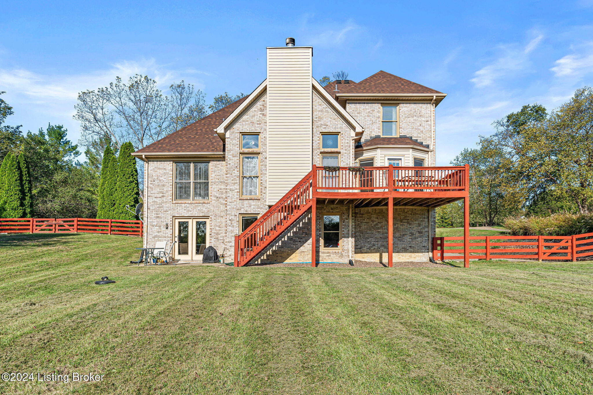 7702 Willow Bend Dr