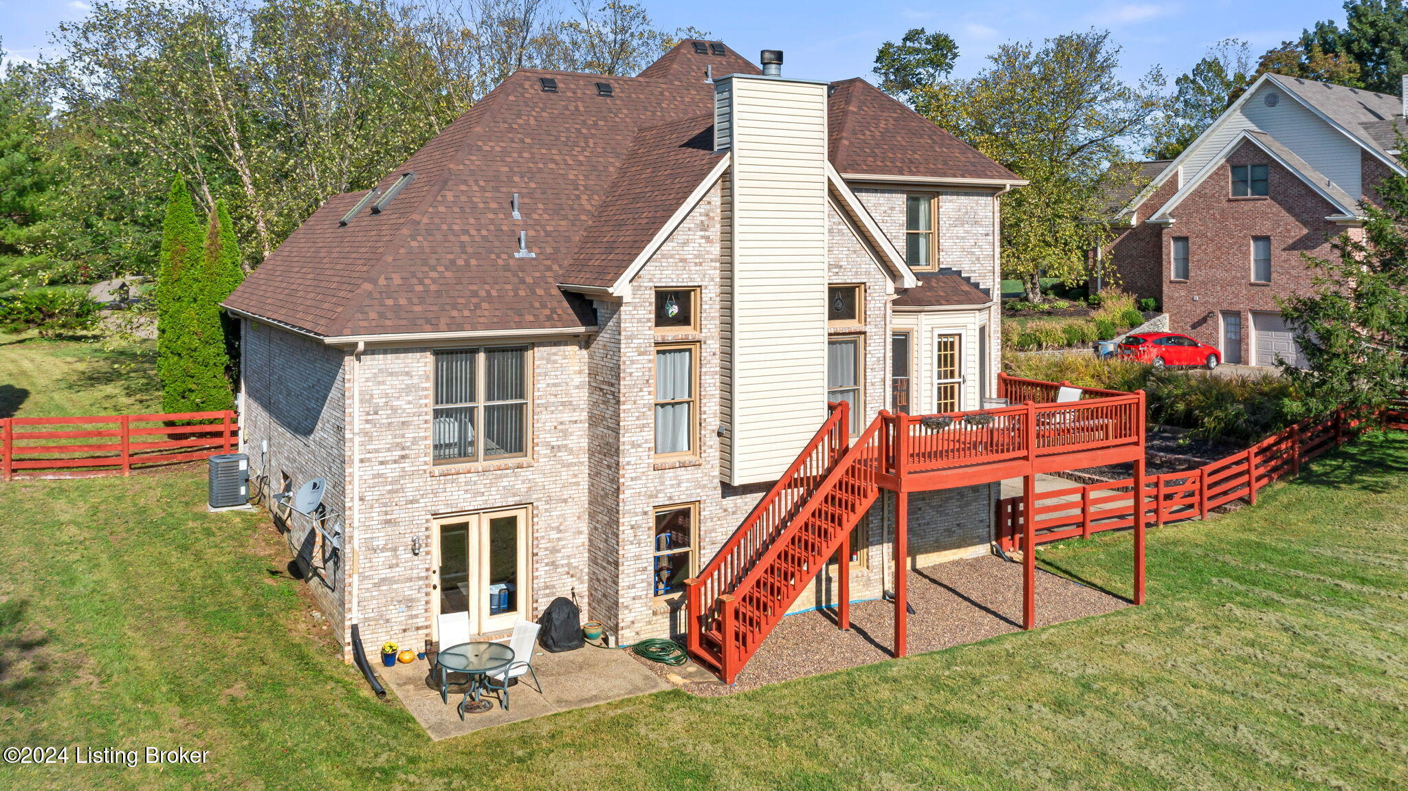 7702 Willow Bend Dr