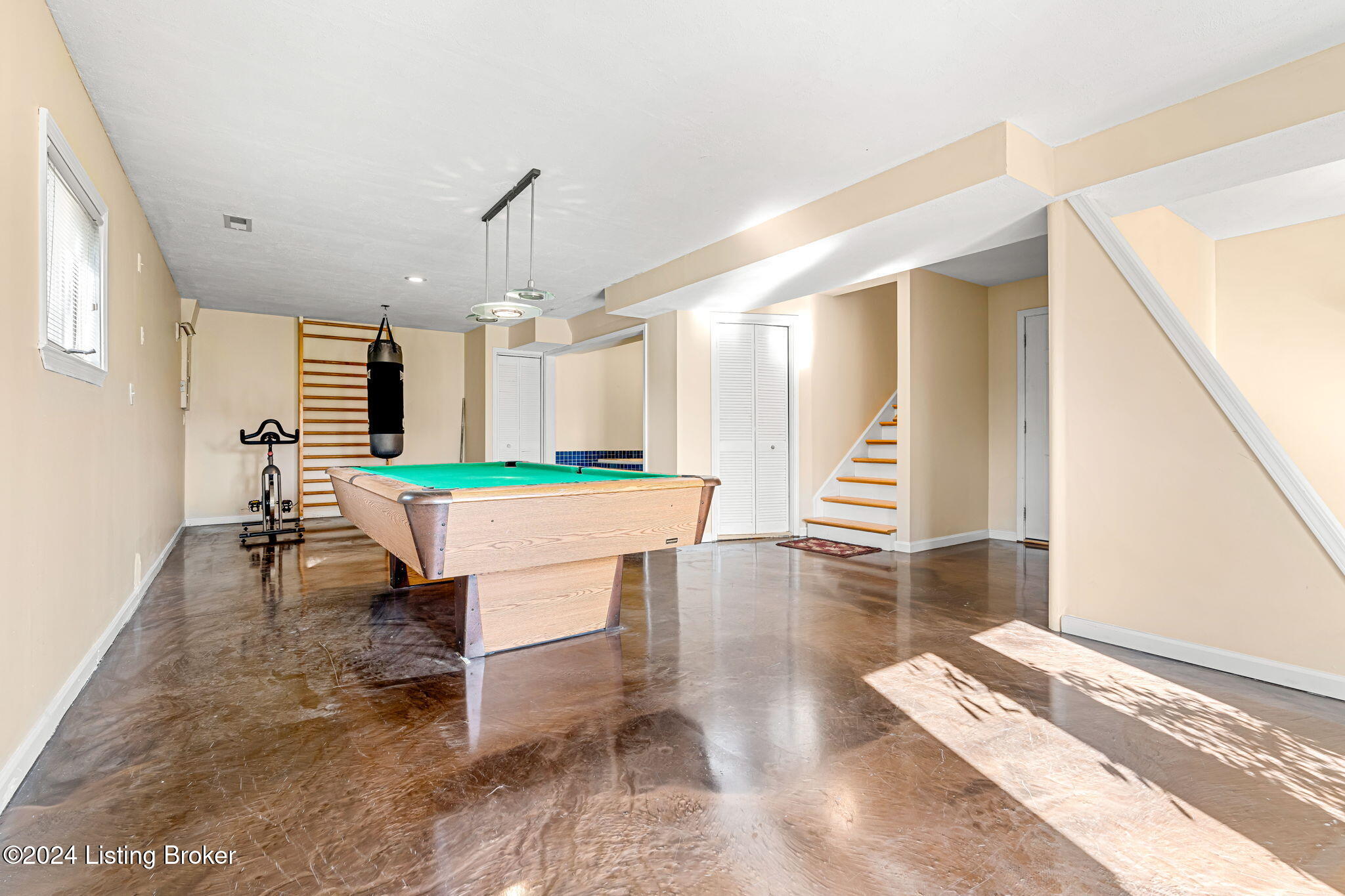 7702 Willow Bend Dr