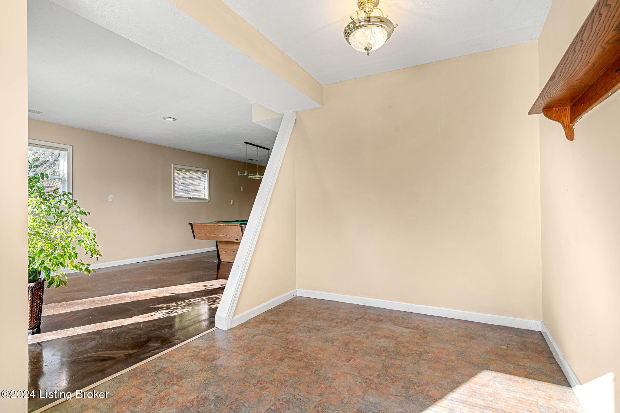 7702 Willow Bend Dr