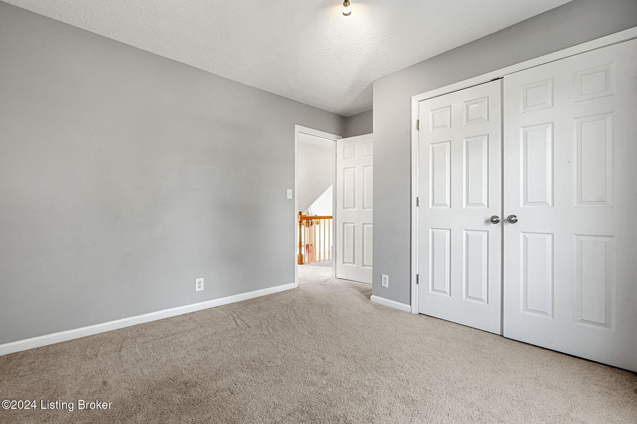7702 Willow Bend Dr