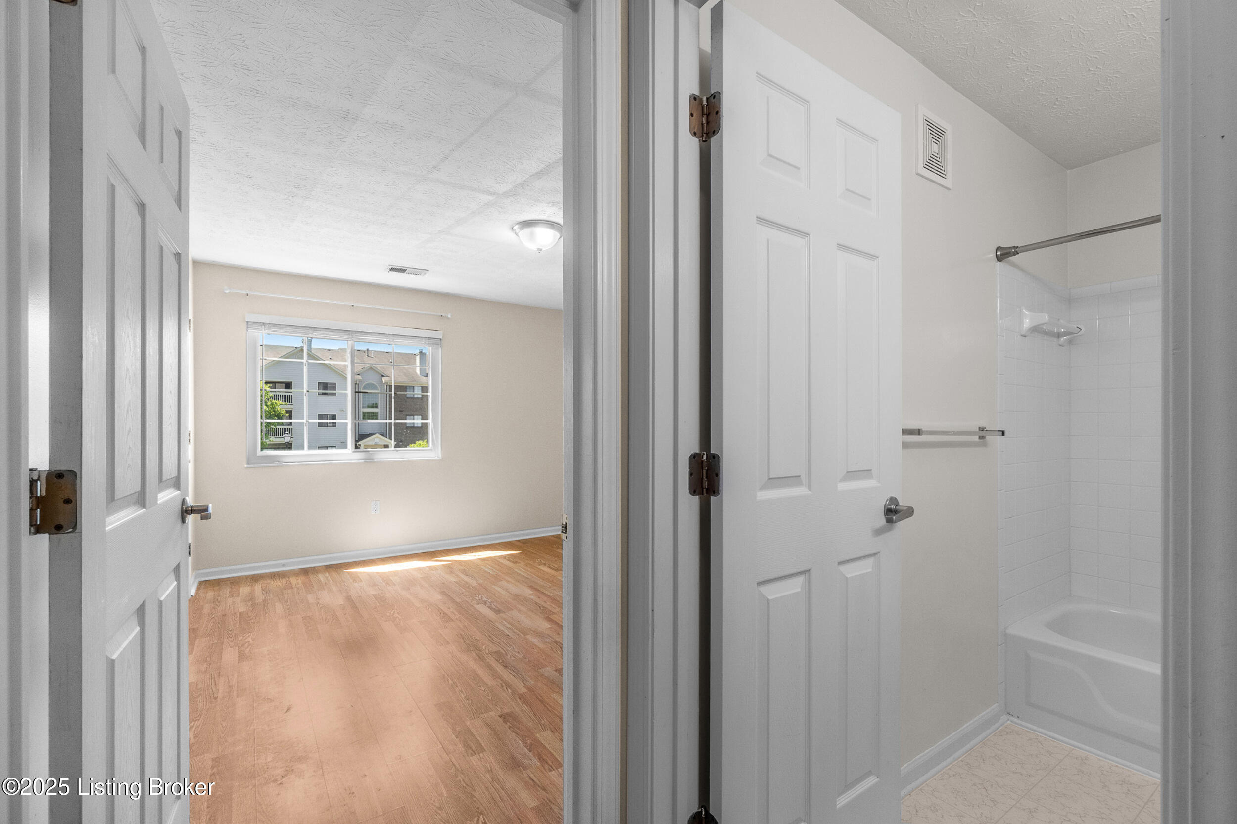 3801 Yardley Ct 207