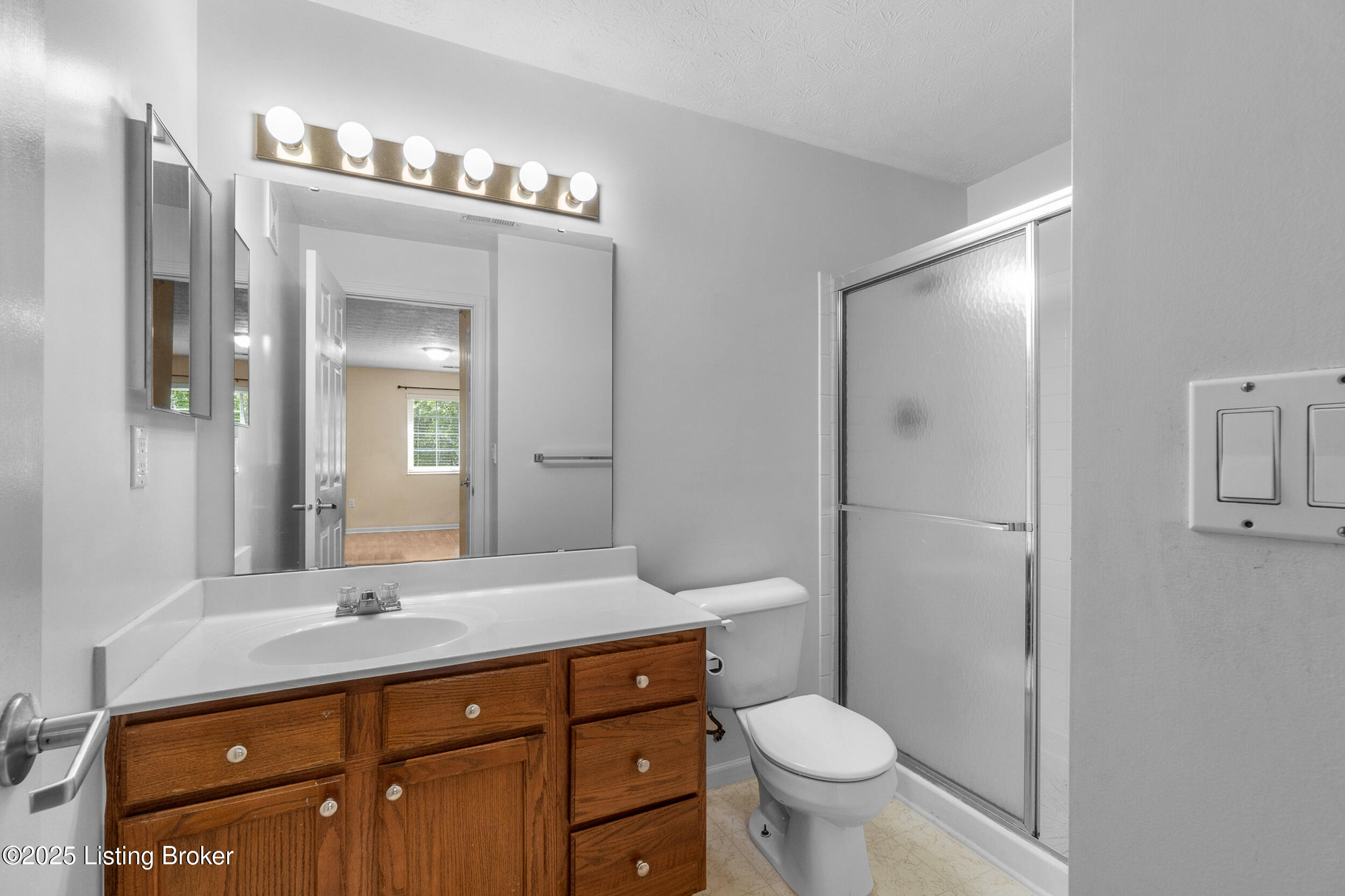 3801 Yardley Ct 207