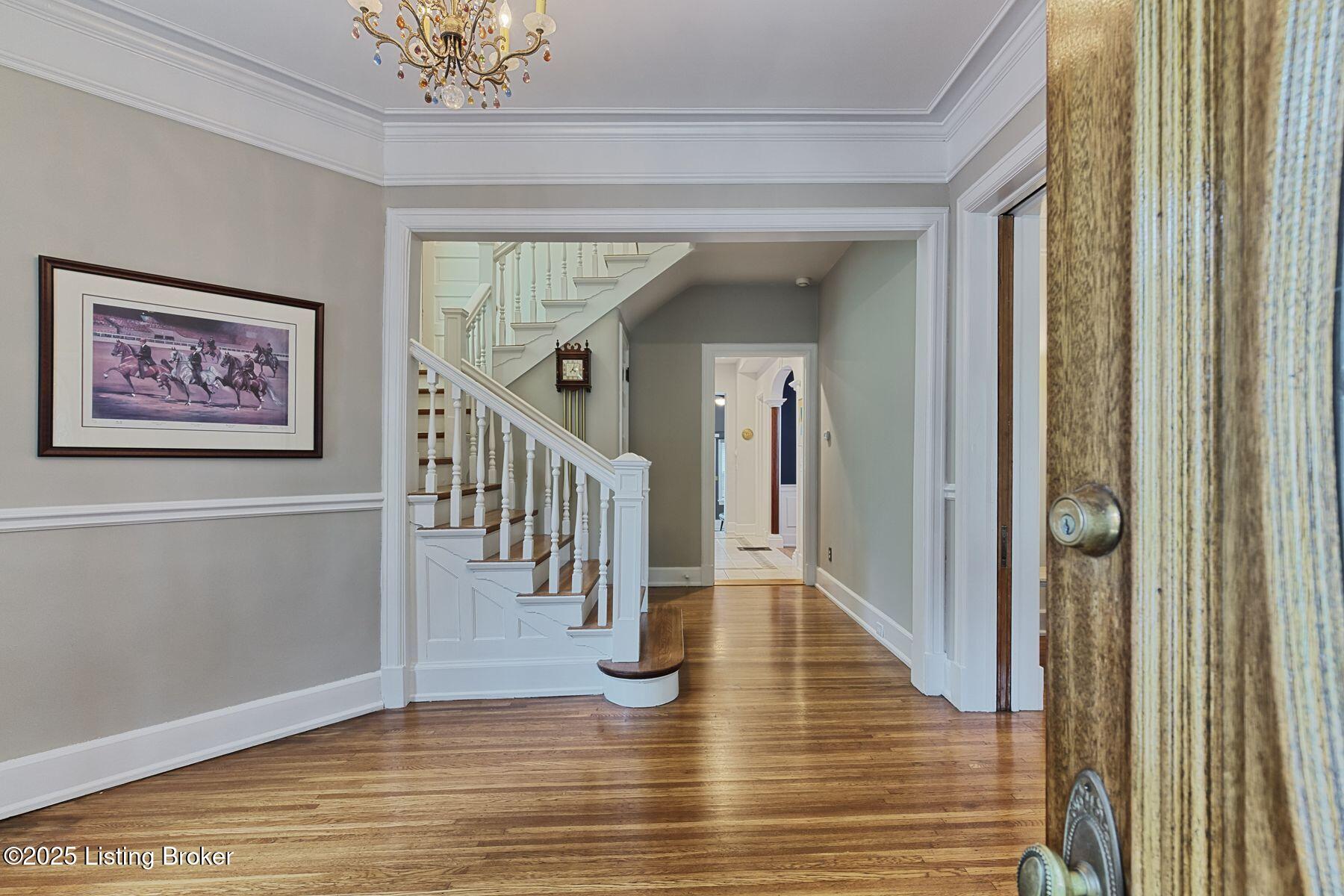 2113 Grinstead Dr