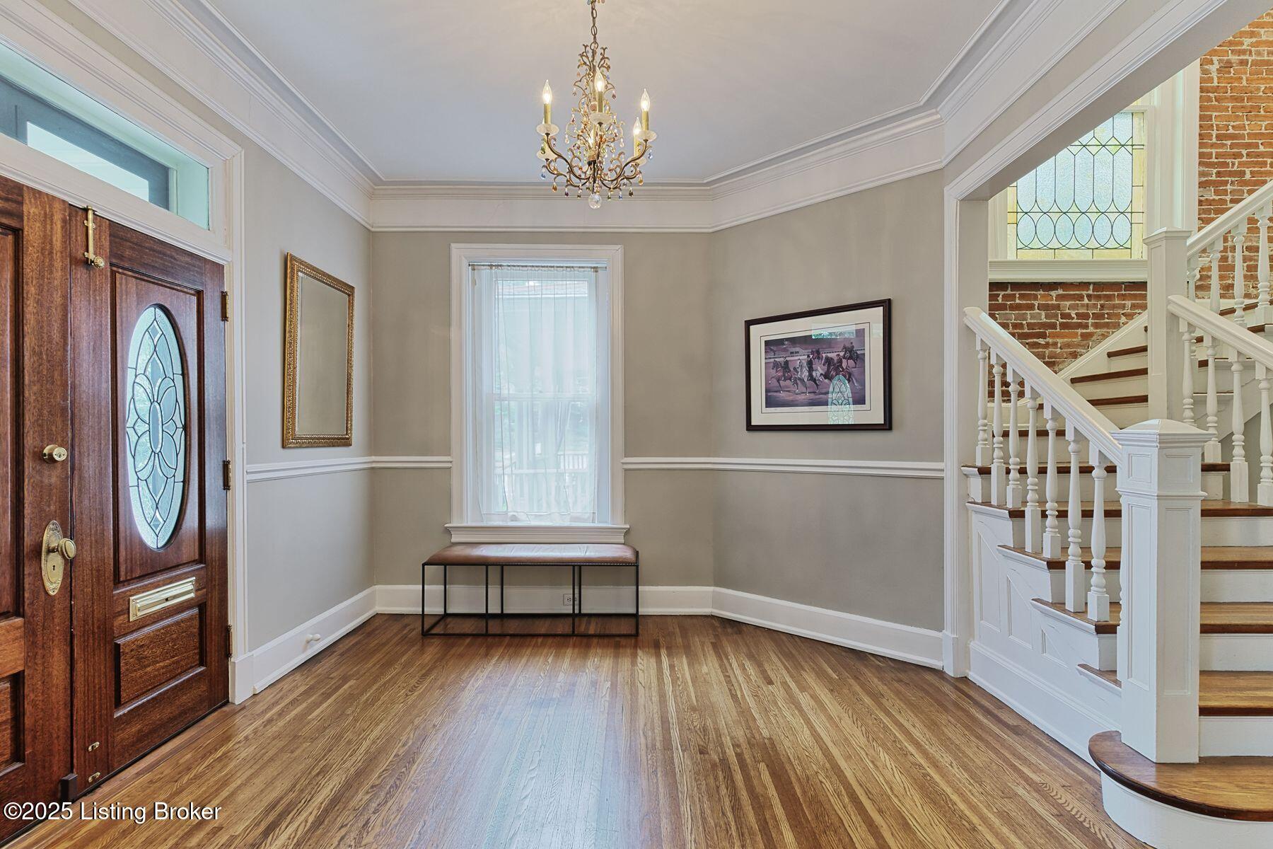 2113 Grinstead Dr