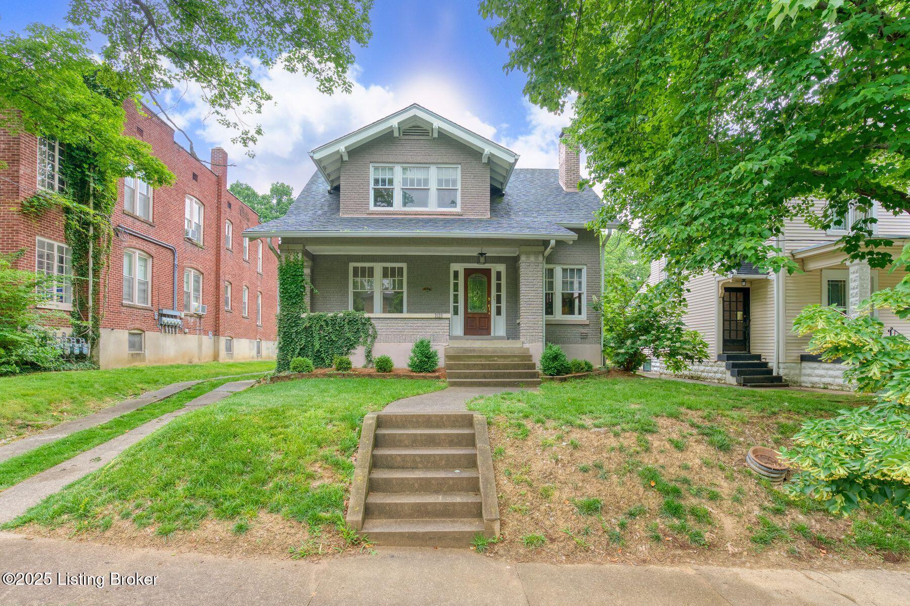 2123 Murray Ave