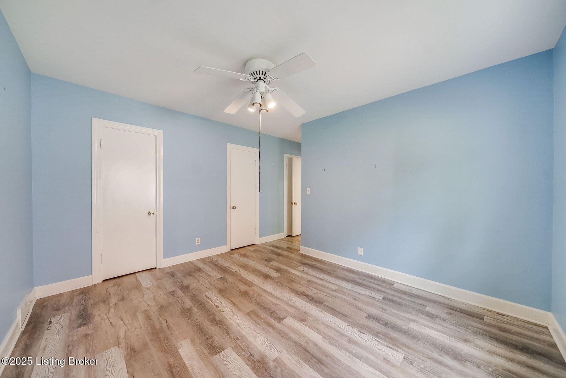 2318 Douglass Blvd