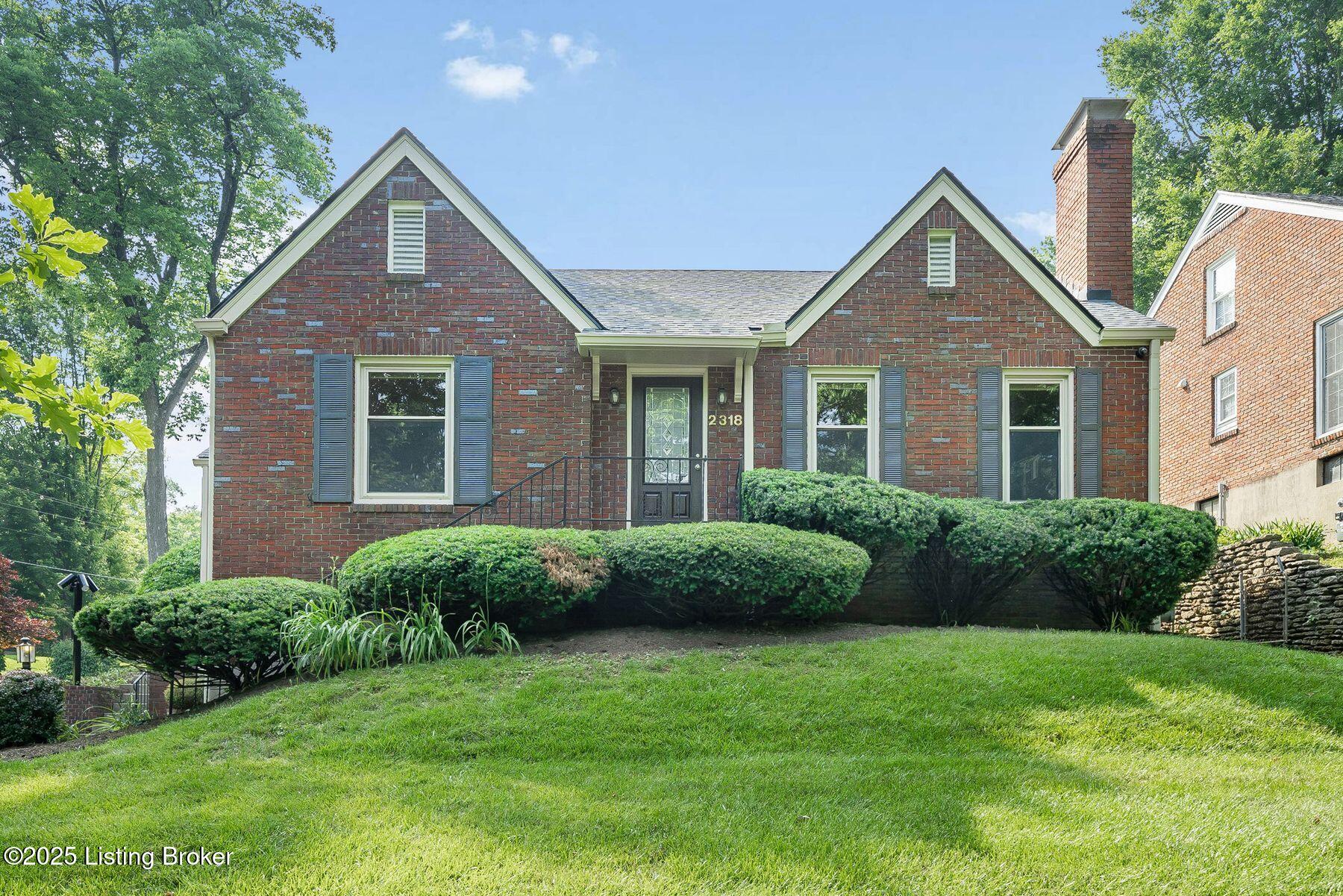 2318 Douglass Blvd