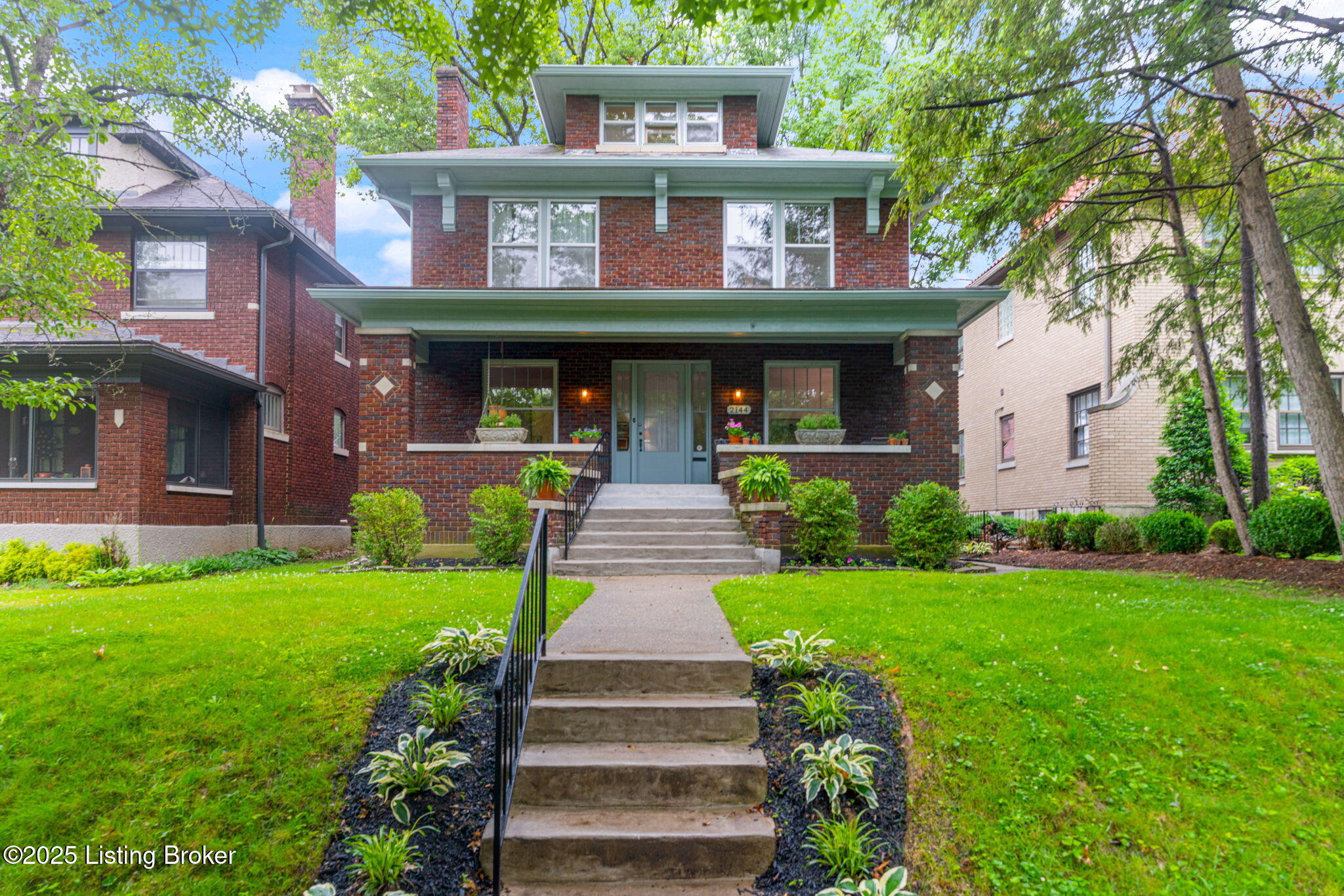2144 Baringer Ave