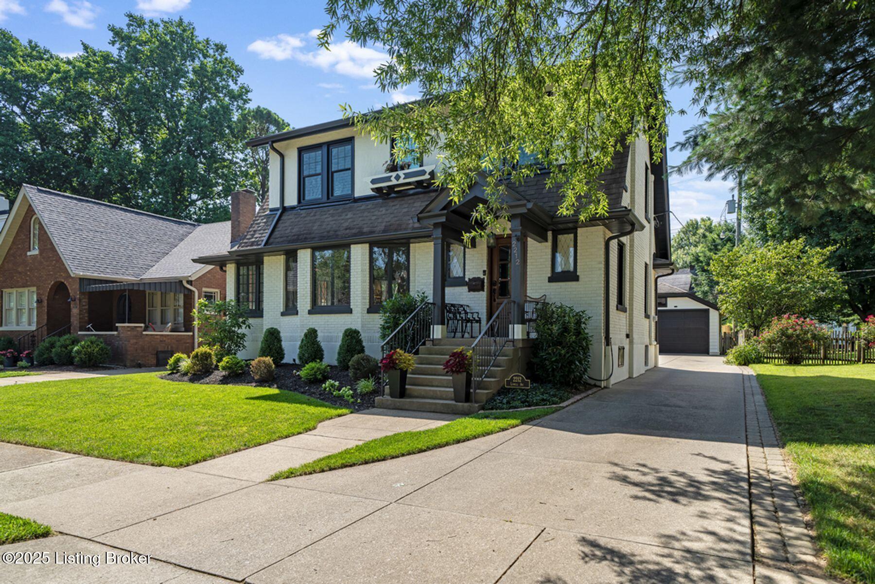 2212 Lowell Ave