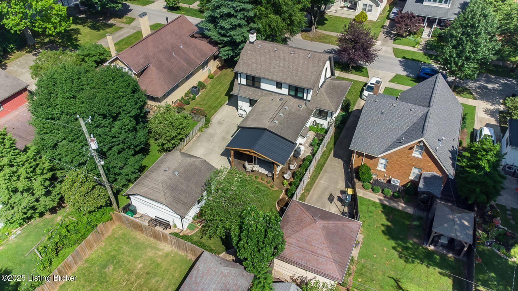 2212 Lowell Ave