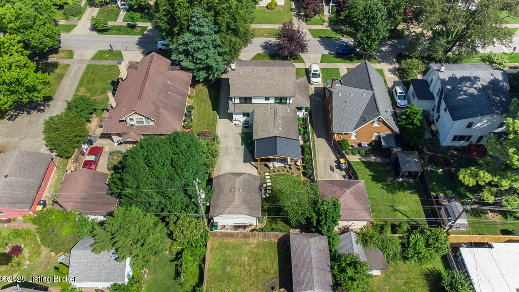 2212 Lowell Ave