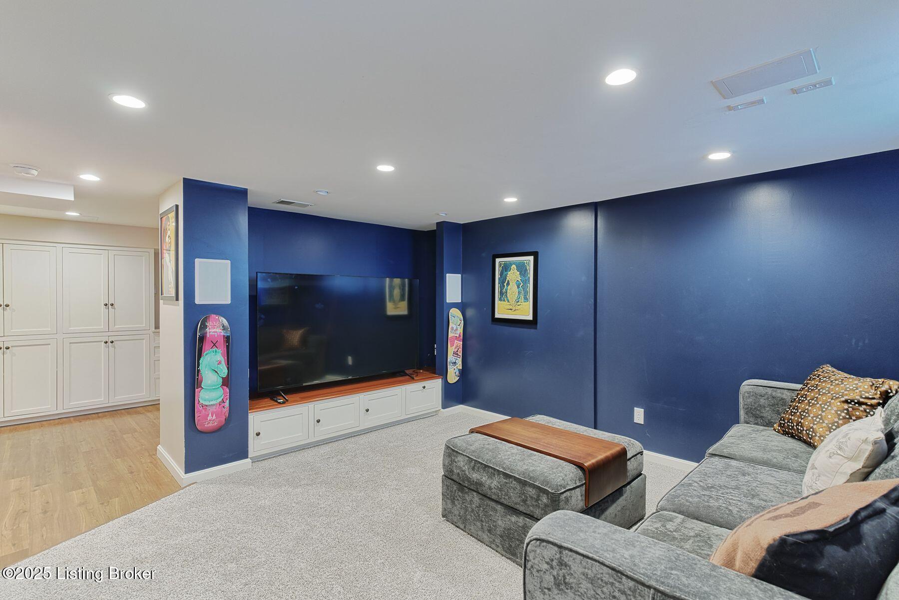 1413 Rufer Ave