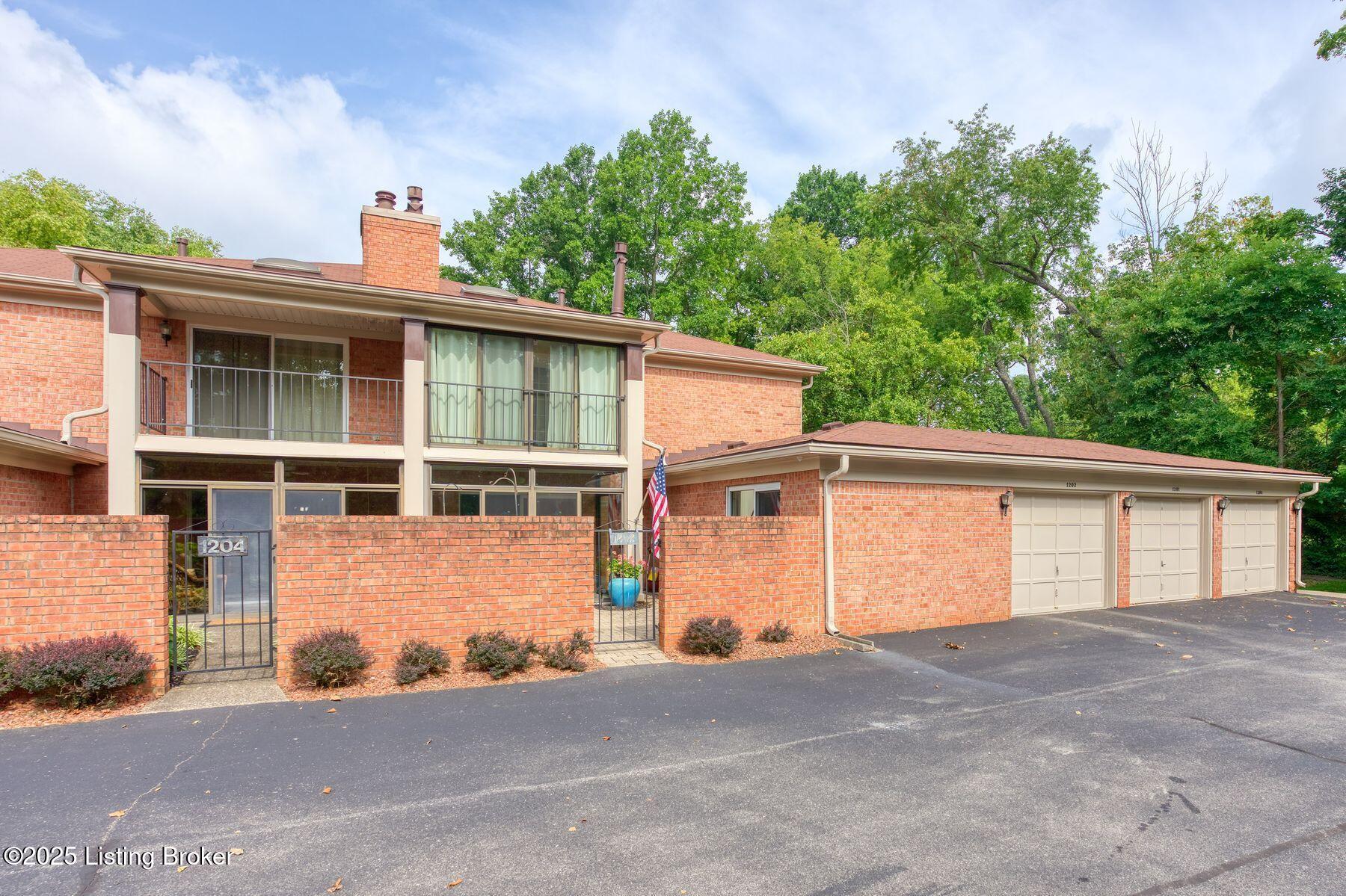 1202 Forest Park Rd