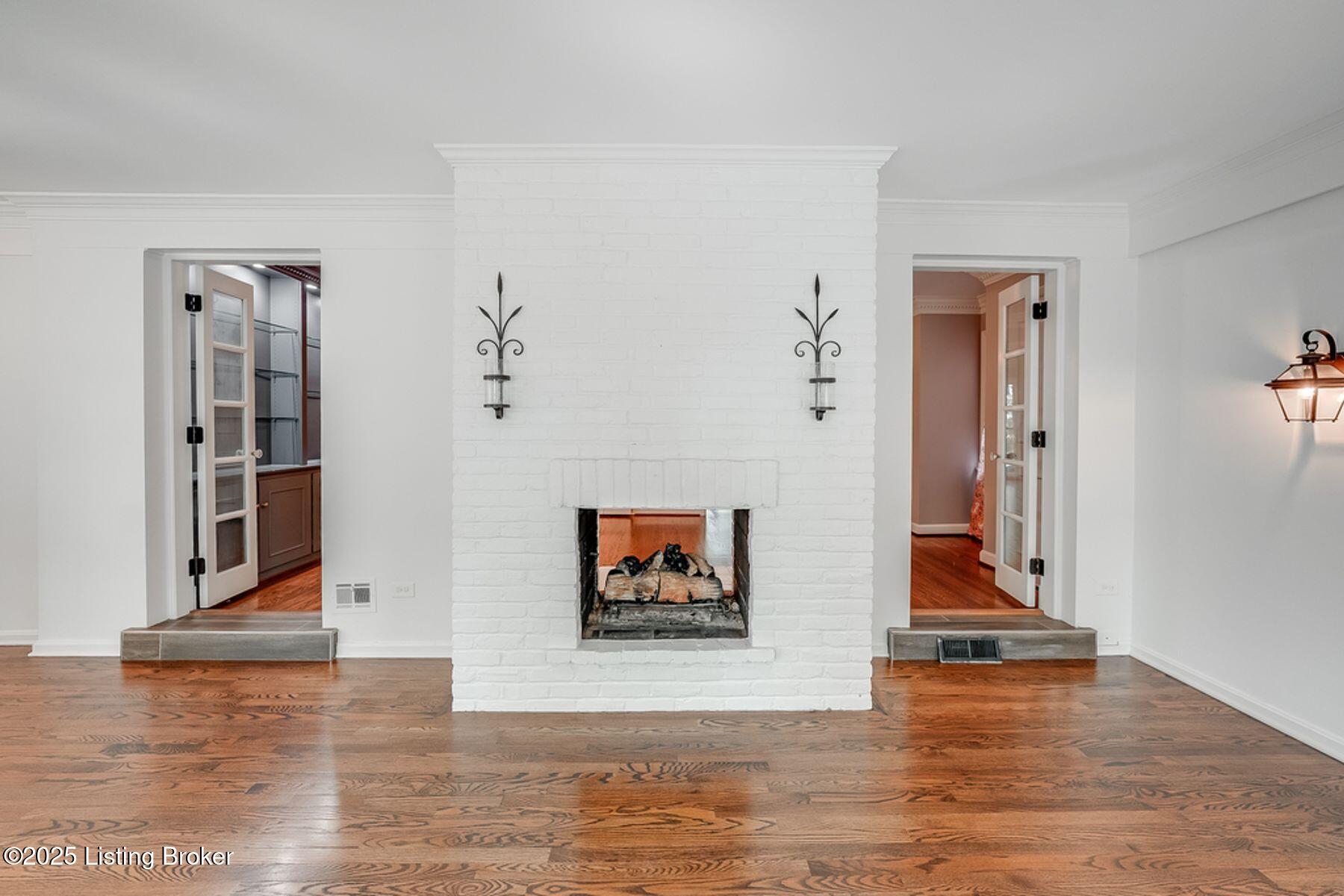 609 Maryhill Ln