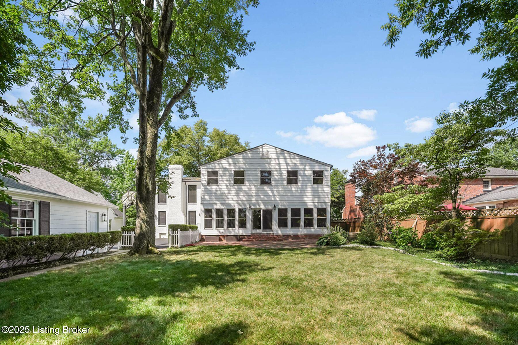 609 Maryhill Ln