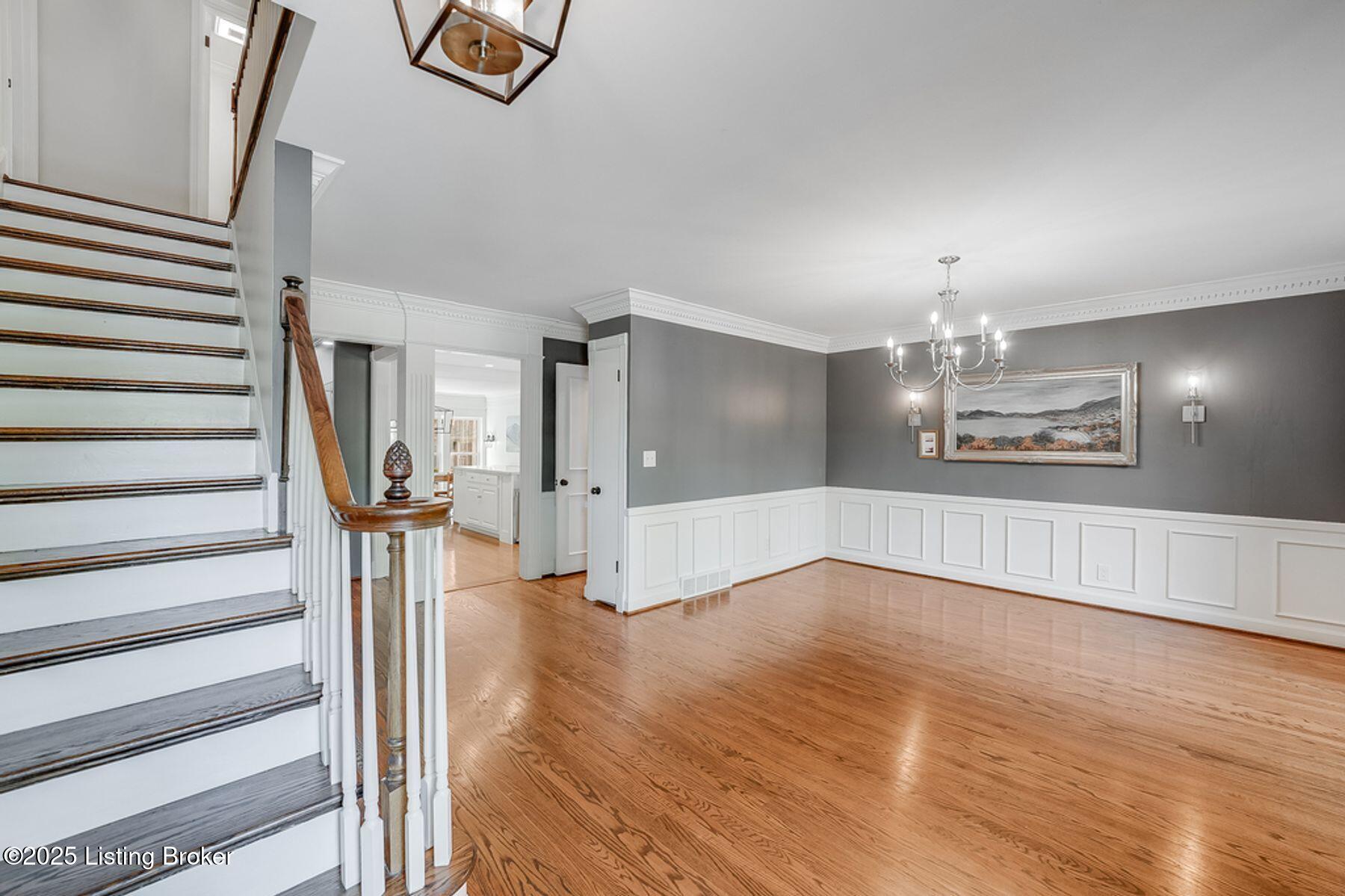 609 Maryhill Ln