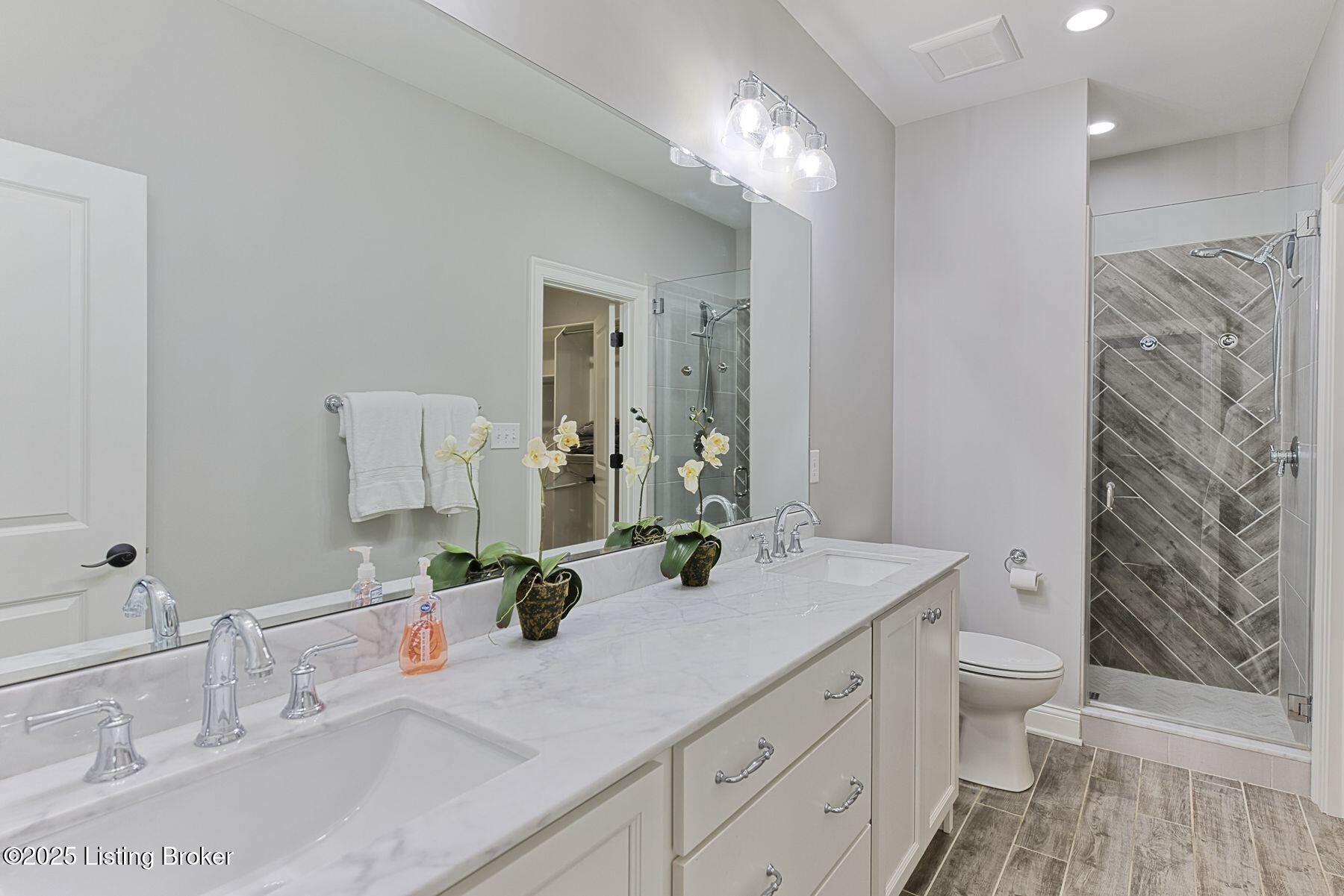 6408 Mistflower Cir