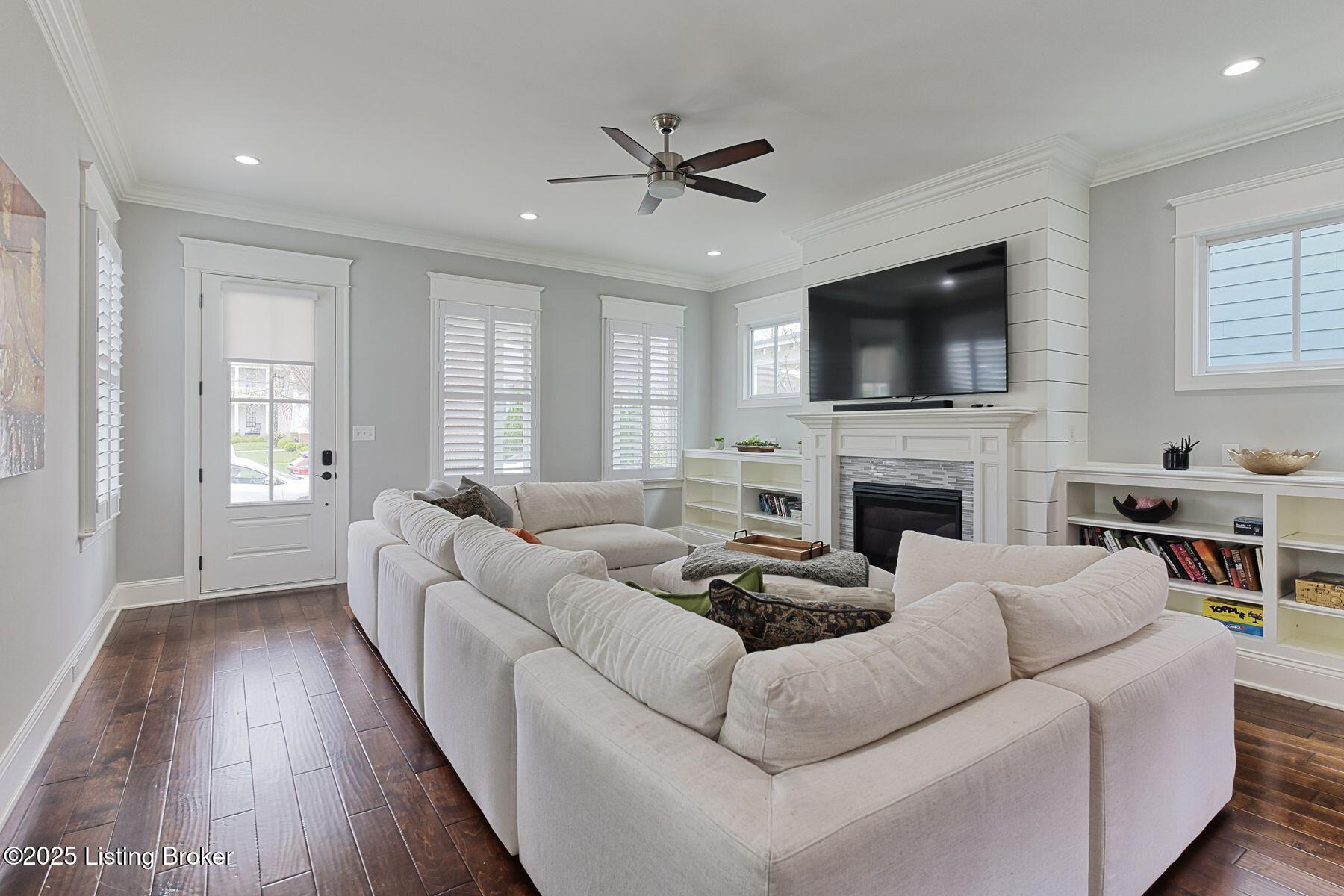 6408 Mistflower Cir