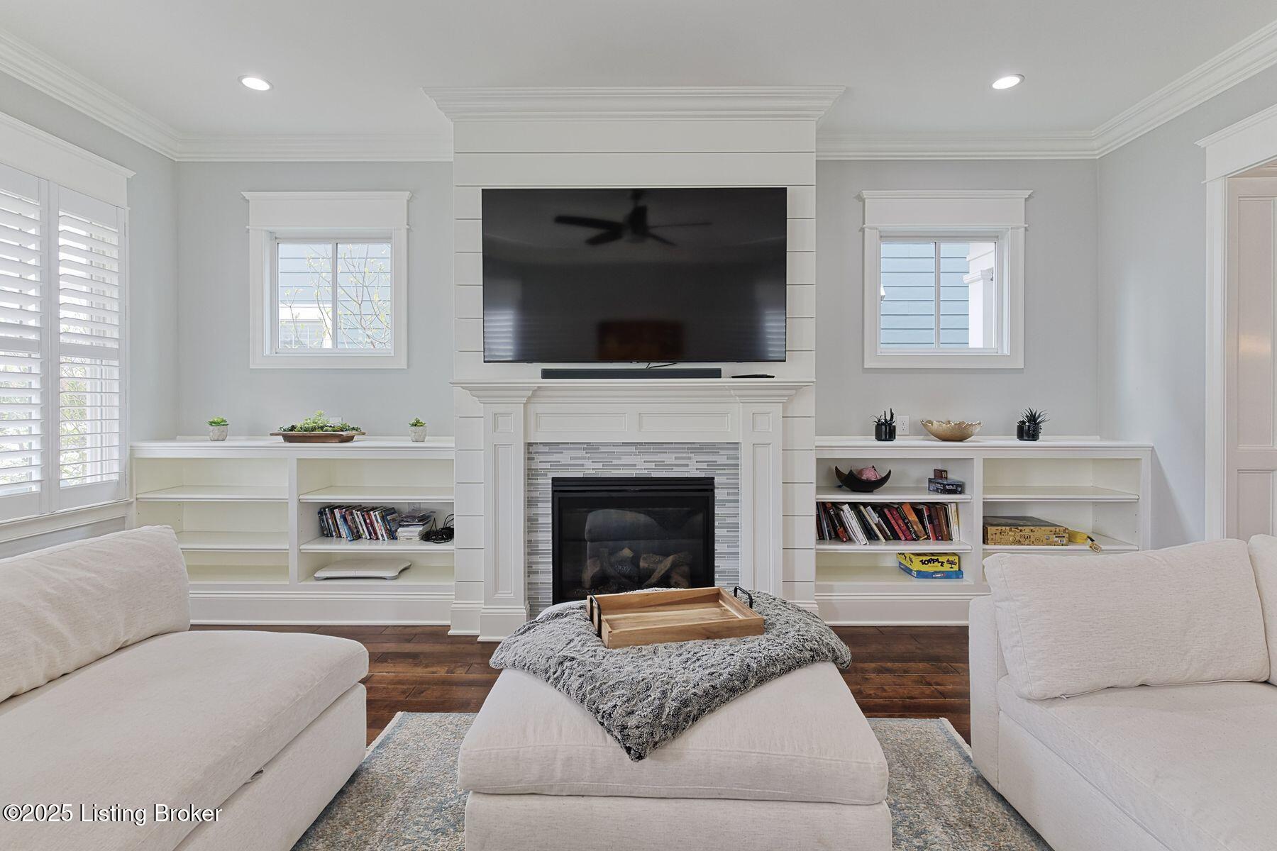 6408 Mistflower Cir