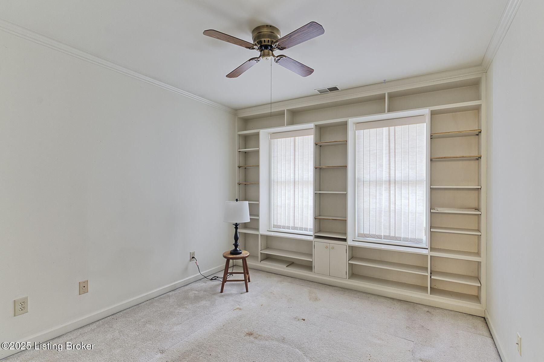 401 Eastbridge Ct