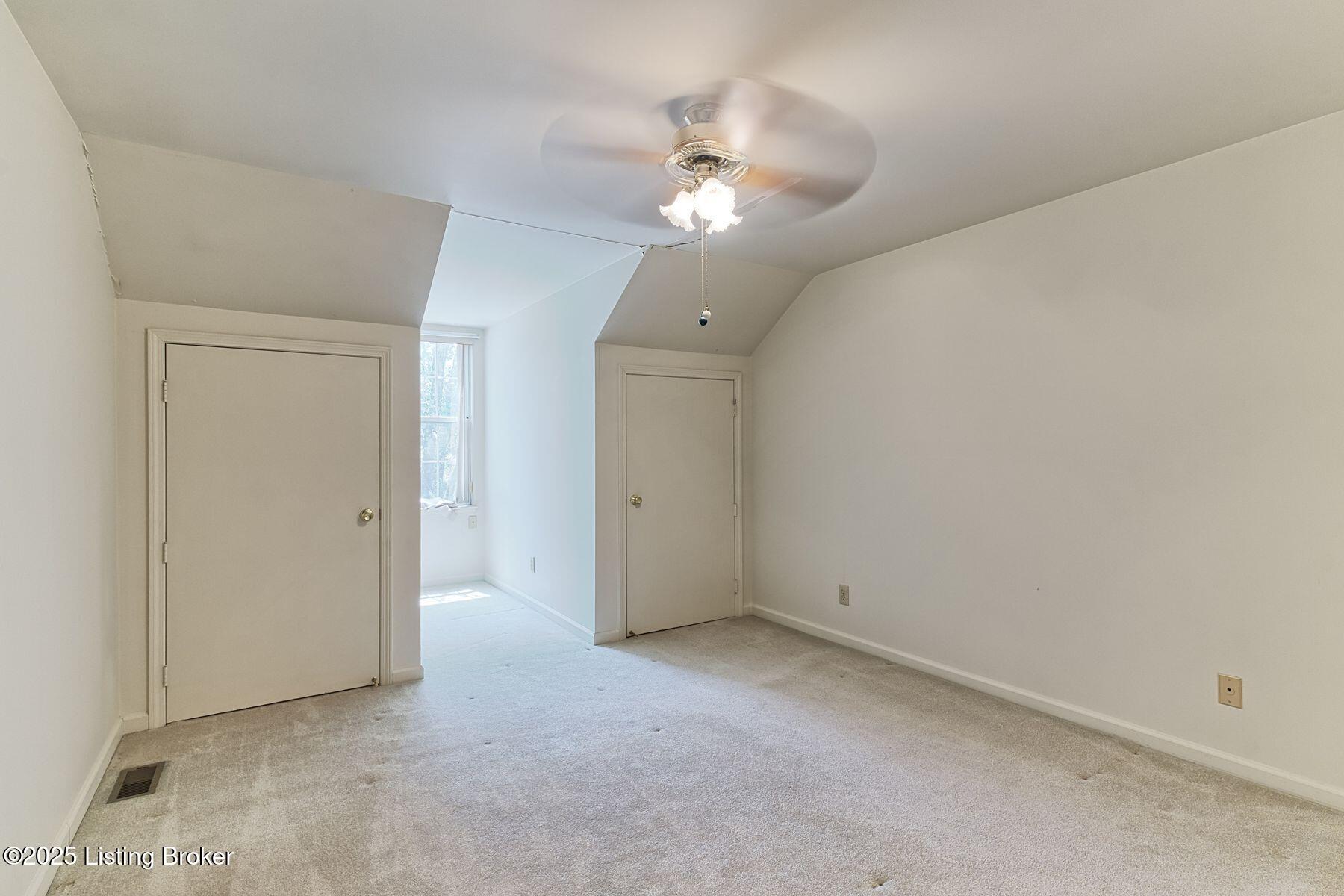 401 Eastbridge Ct