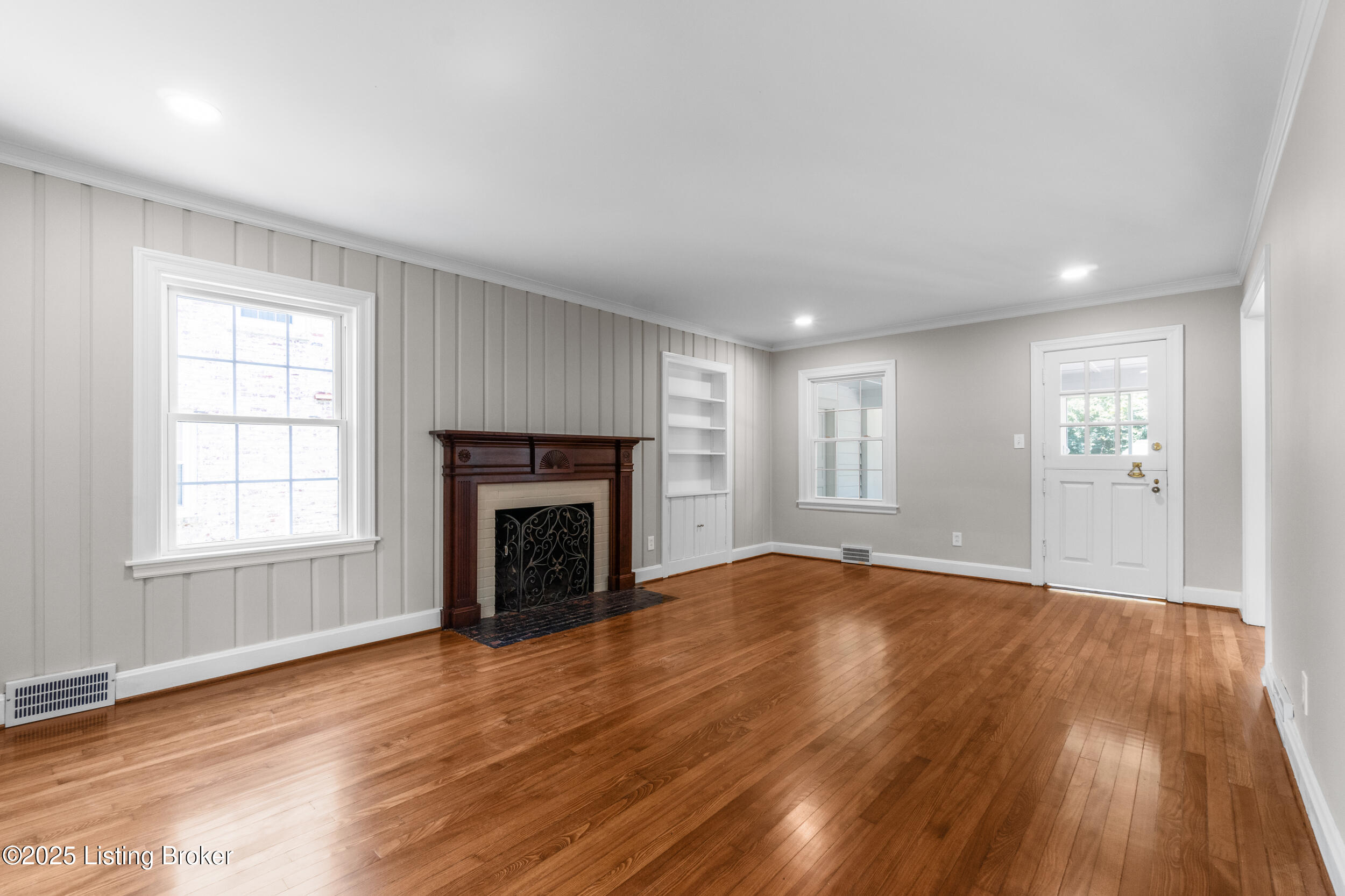 2539 Woodcreek Rd