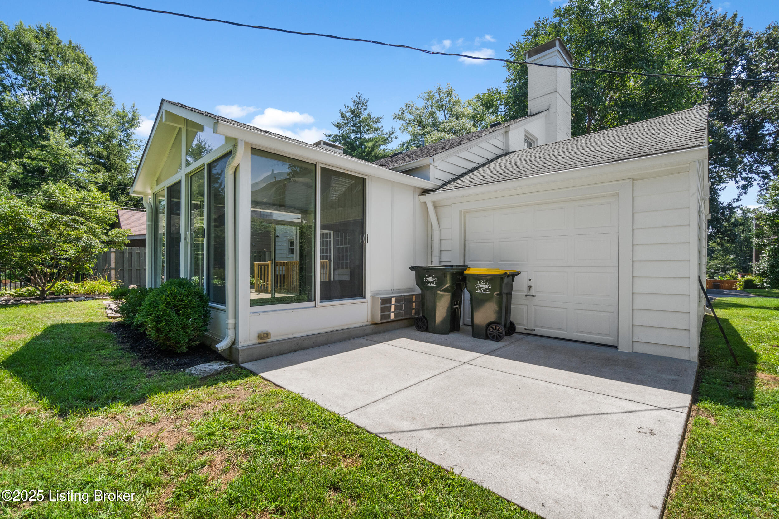 2539 Woodcreek Rd