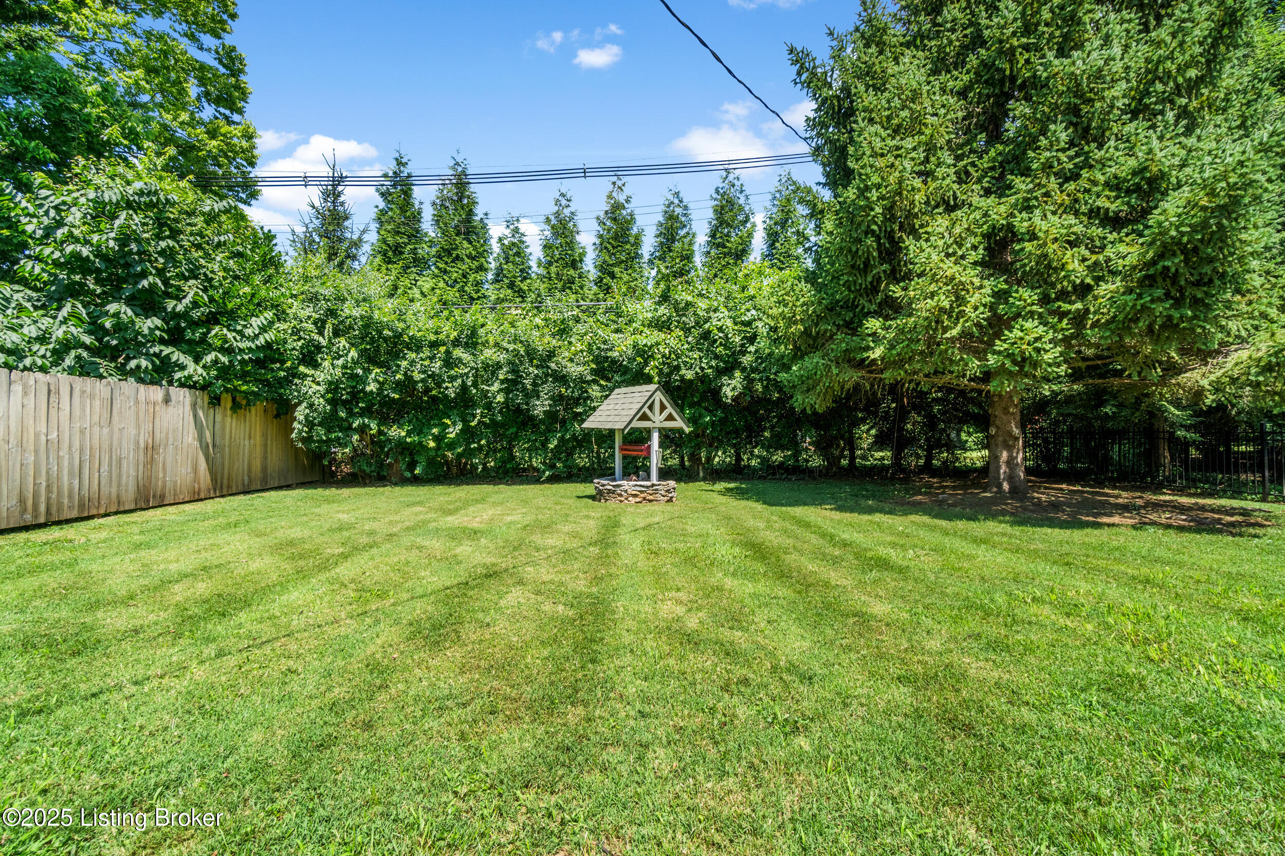 2539 Woodcreek Rd