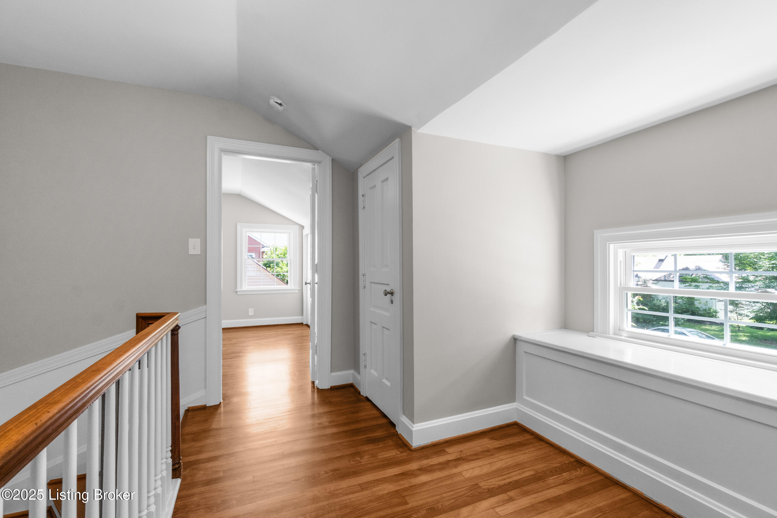 2539 Woodcreek Rd
