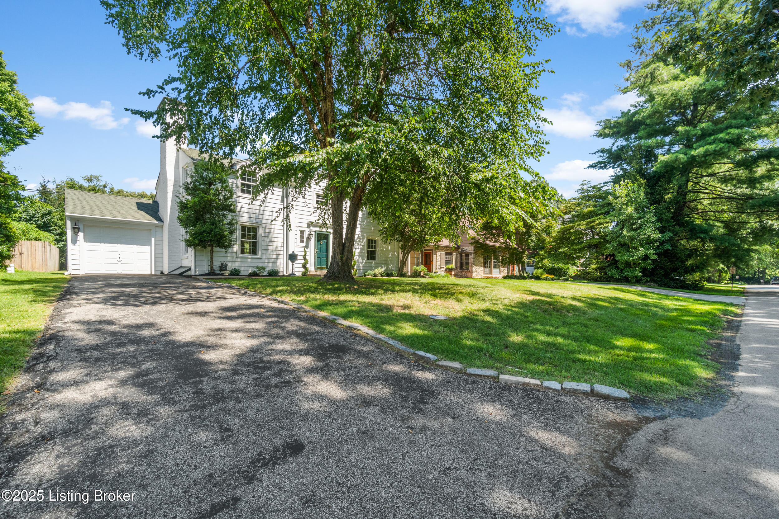 2539 Woodcreek Rd