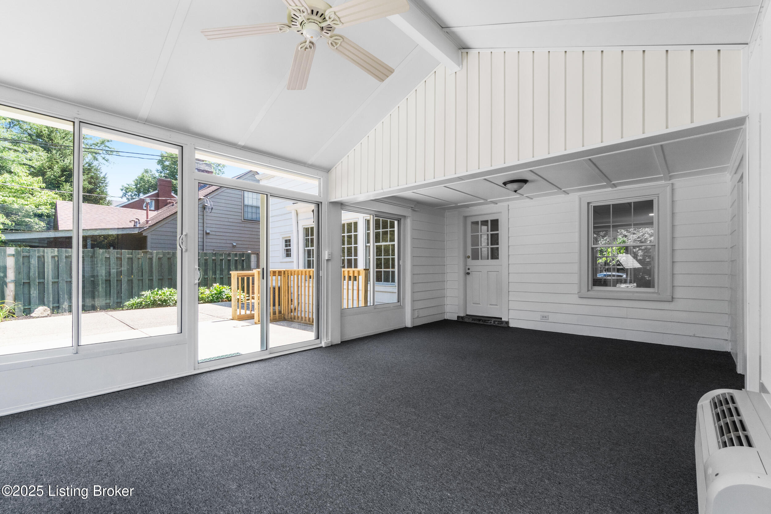 2539 Woodcreek Rd