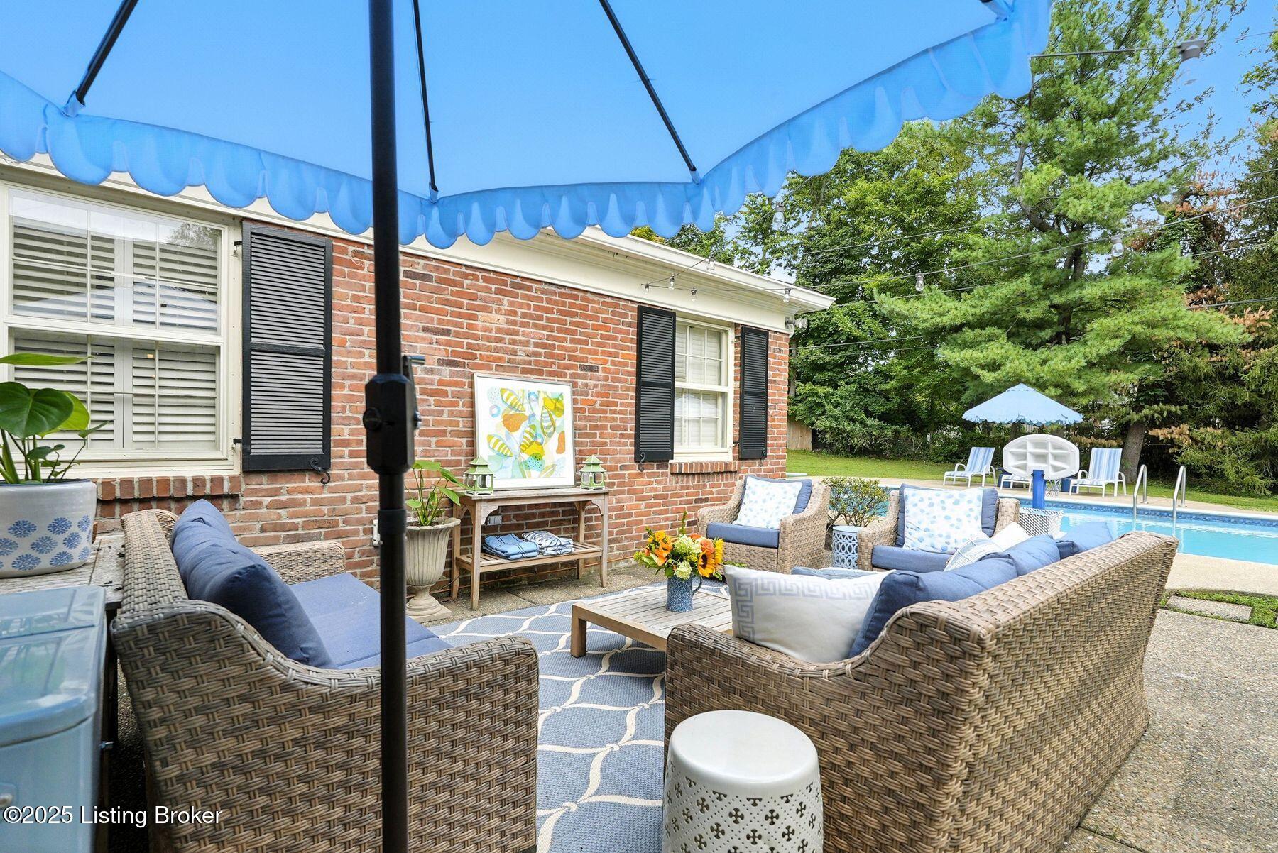 5819 Brittany Woods Cir