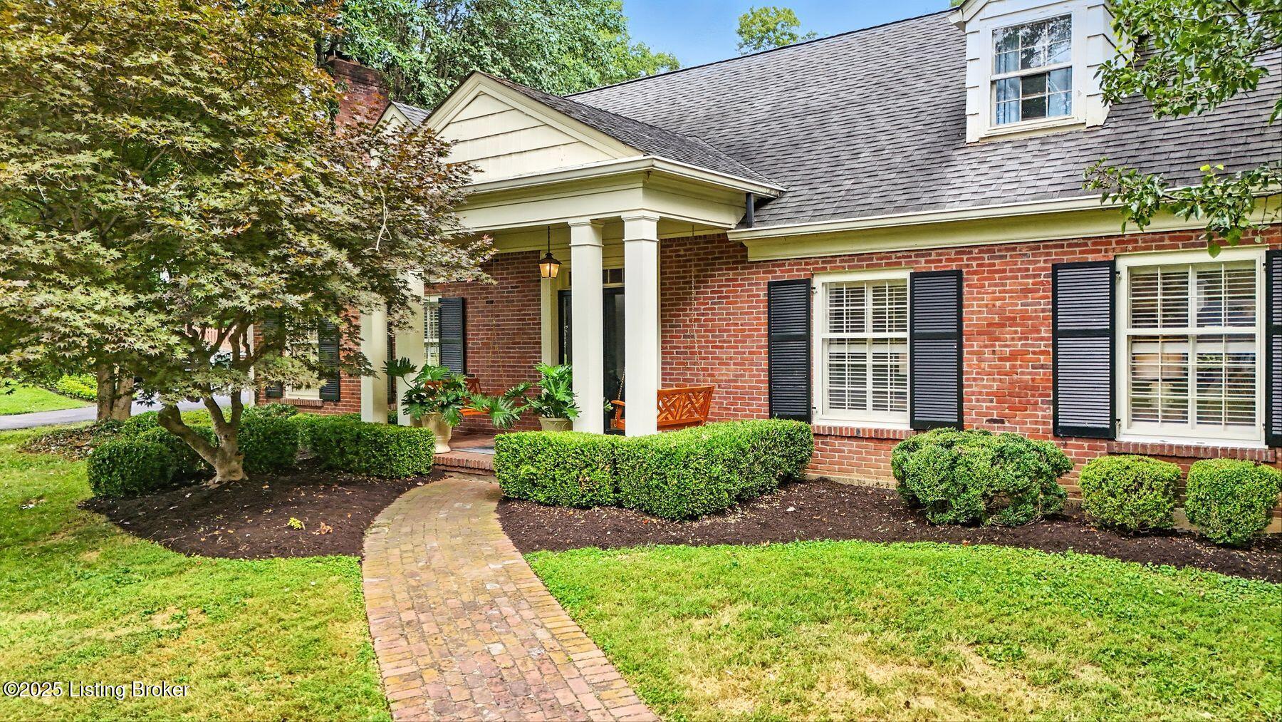 5819 Brittany Woods Cir