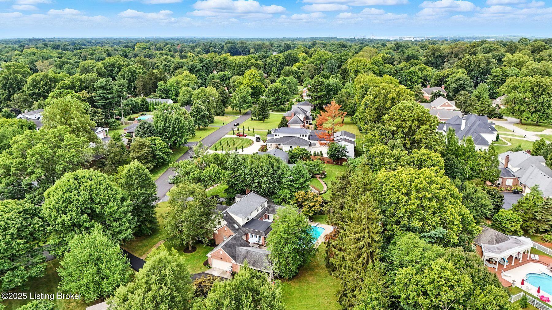 5819 Brittany Woods Cir