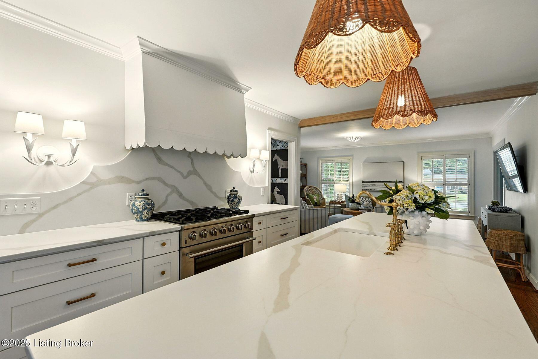 5819 Brittany Woods Cir