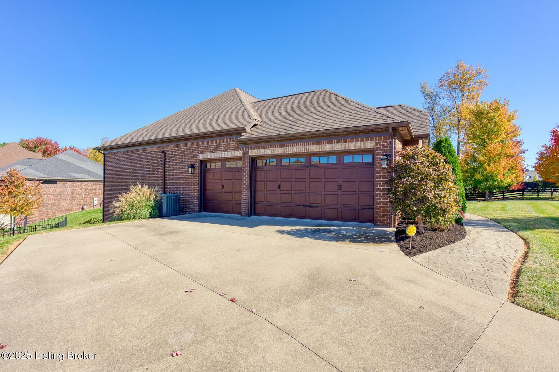 5201 Spring Mist Ct