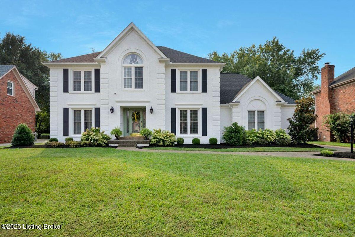 809 Foxfire Dr