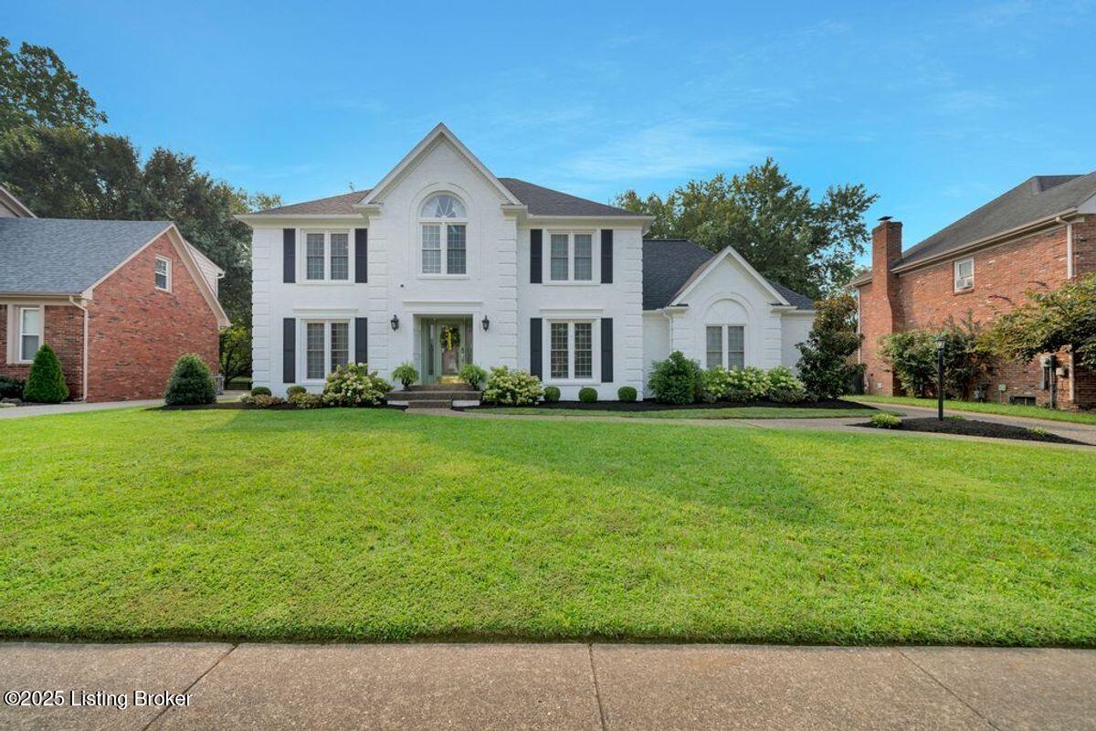 809 Foxfire Dr