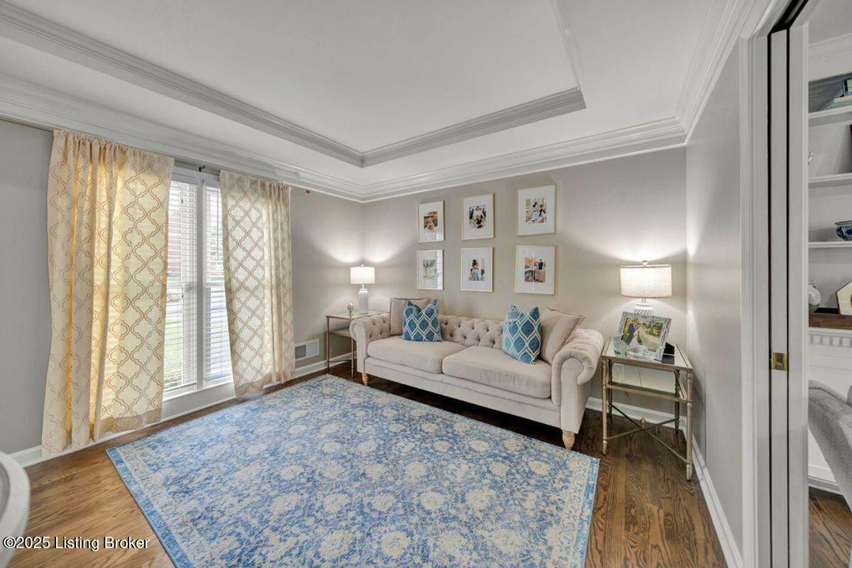 809 Foxfire Dr