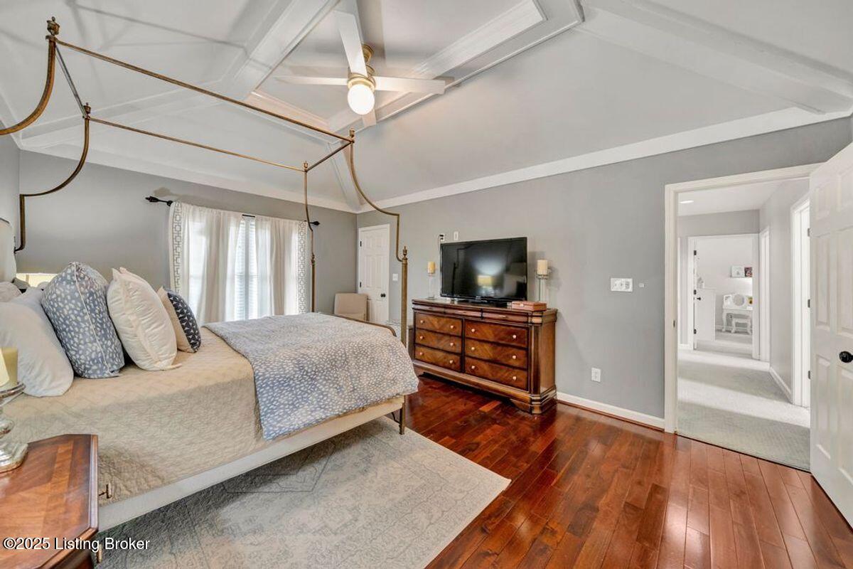 809 Foxfire Dr