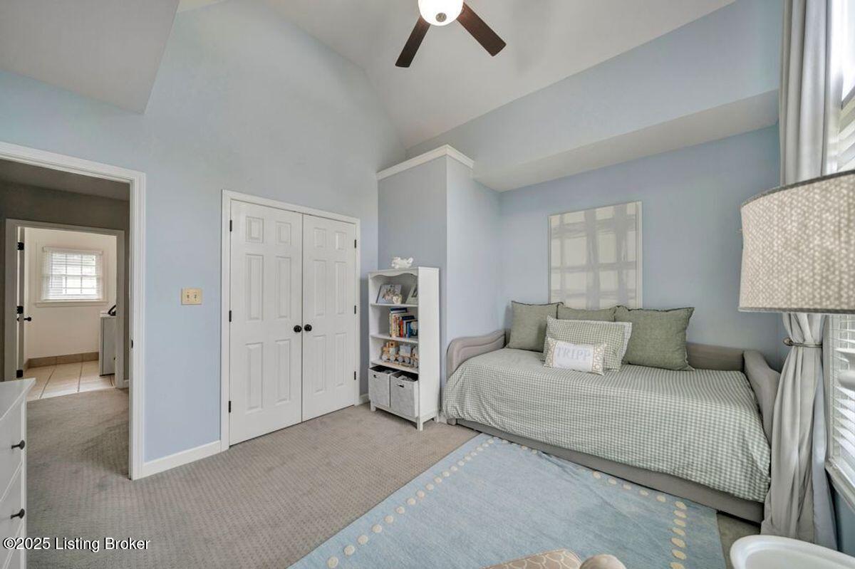 809 Foxfire Dr