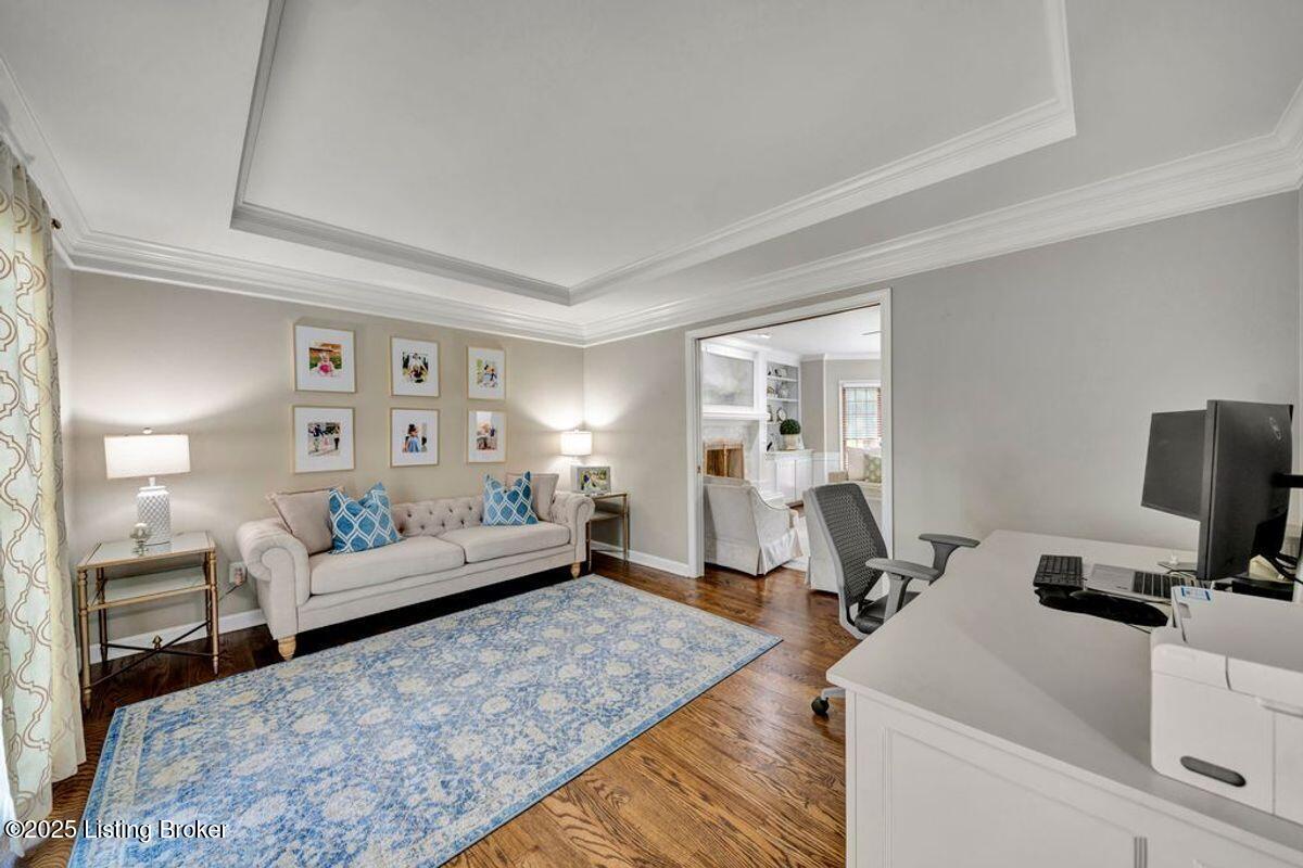 809 Foxfire Dr