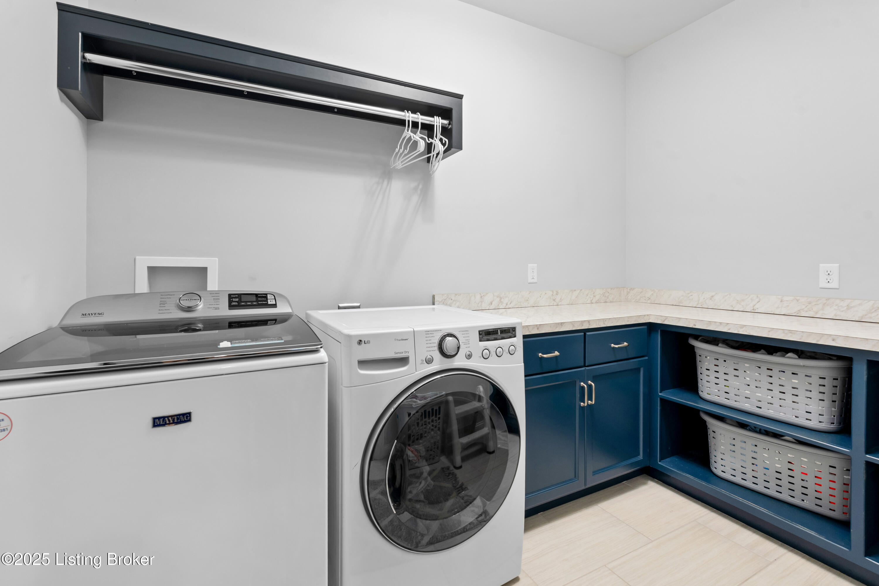 19010 Long Grove Way