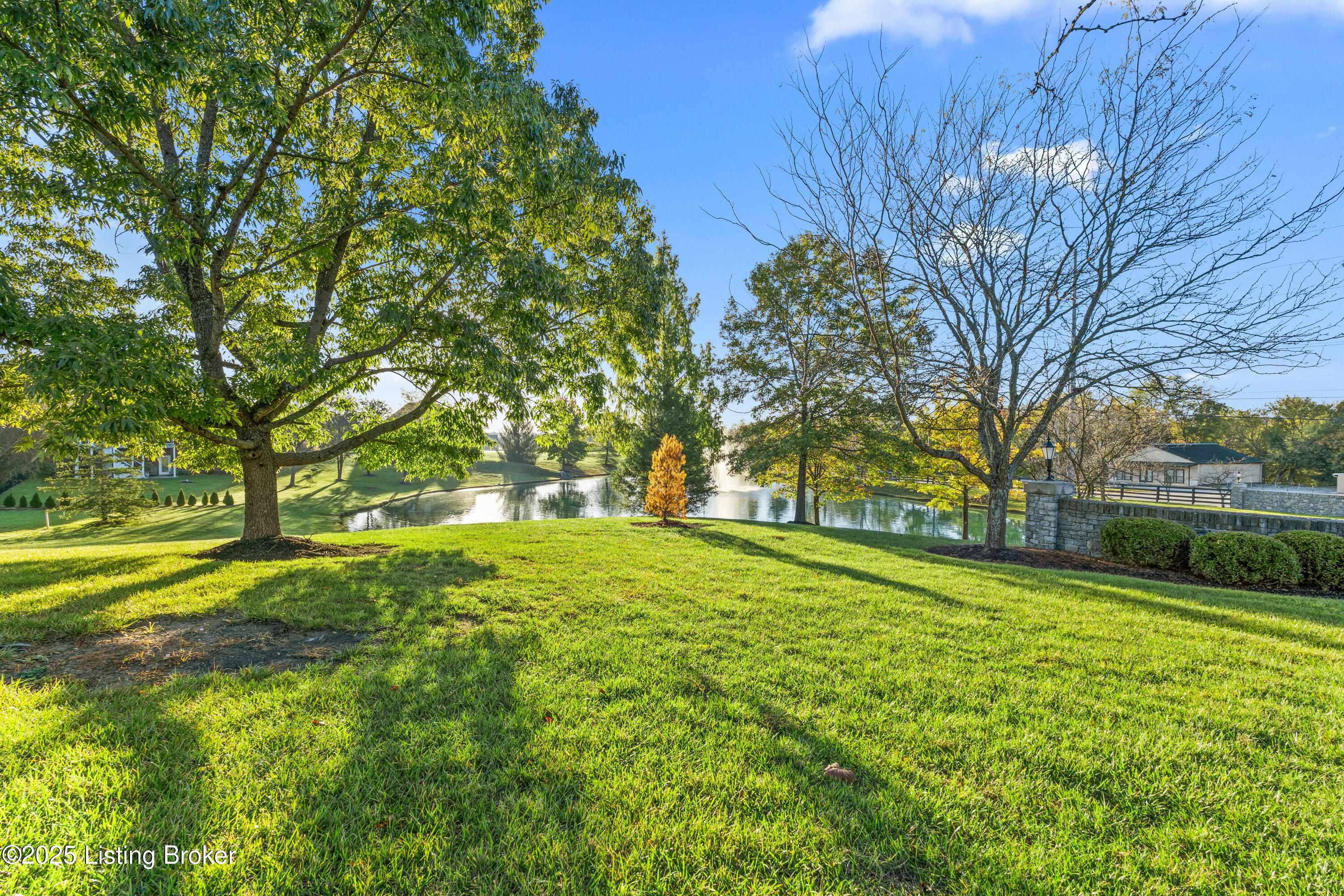 19010 Long Grove Way